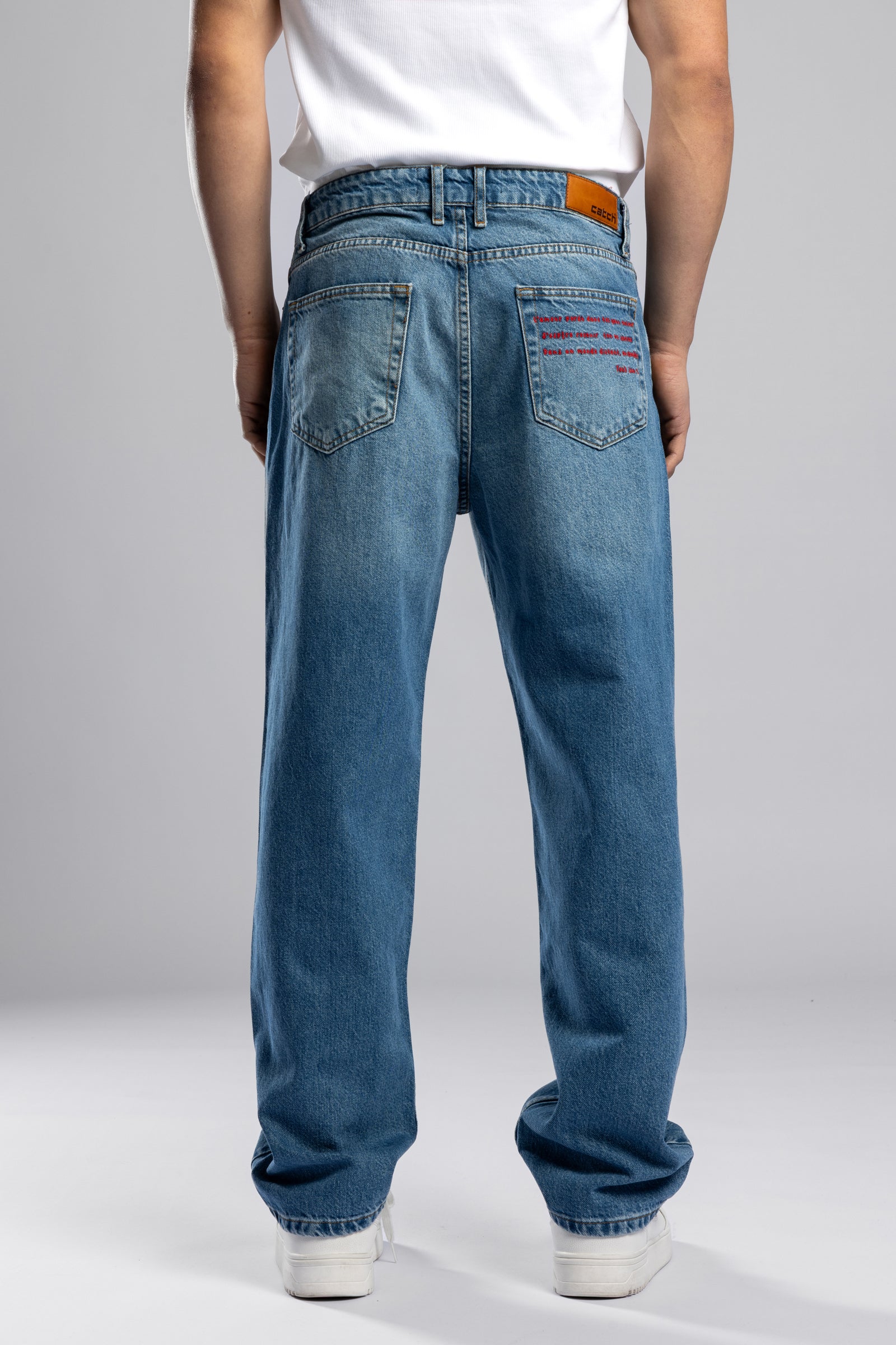Nakış Detaylı Baggy Fit Jean