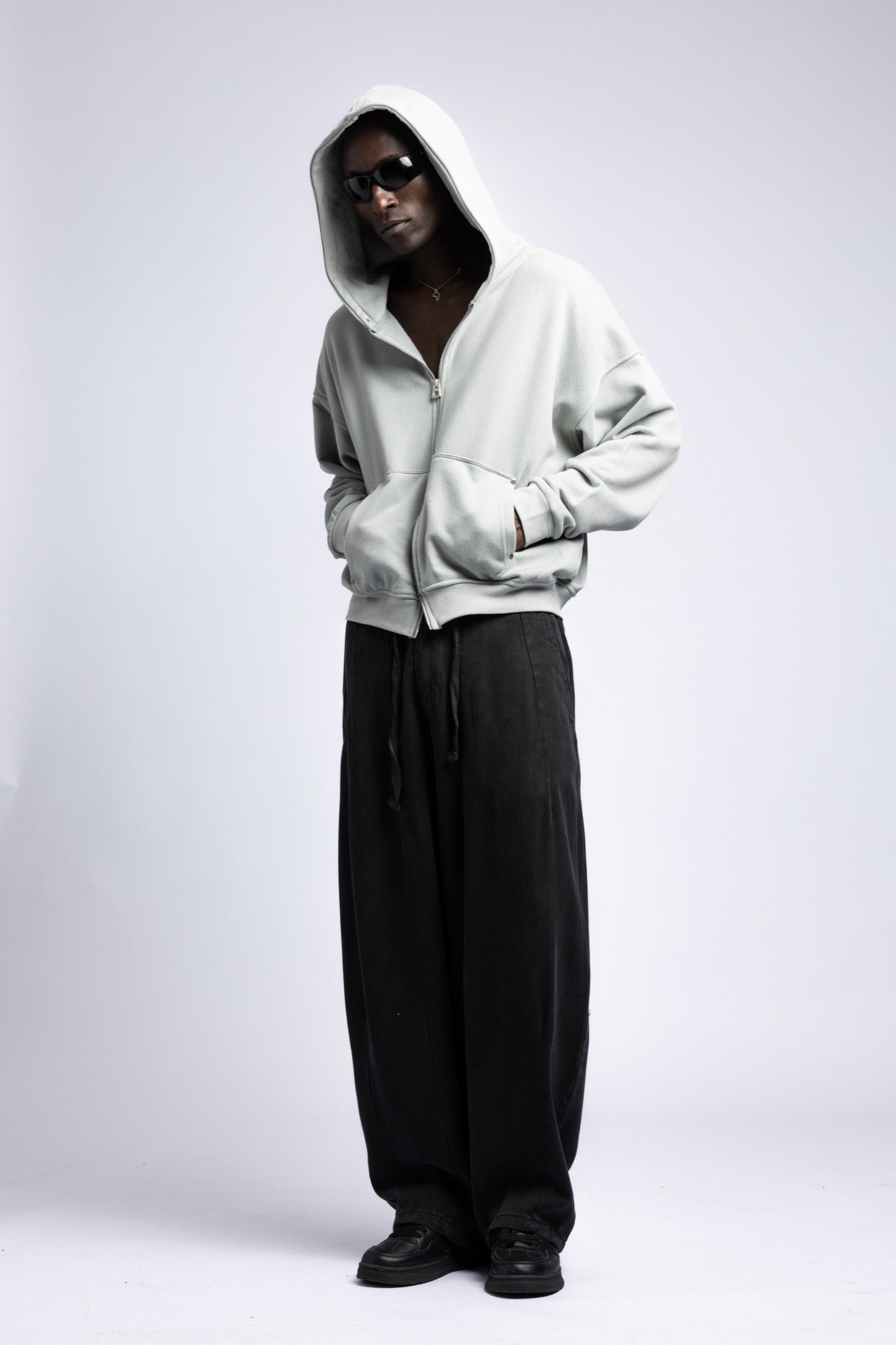 Çift Yönlü Fermuarlı Kapüşonlu Sweatshirt 1|oldu-media-mupt8zb9-fru690|000