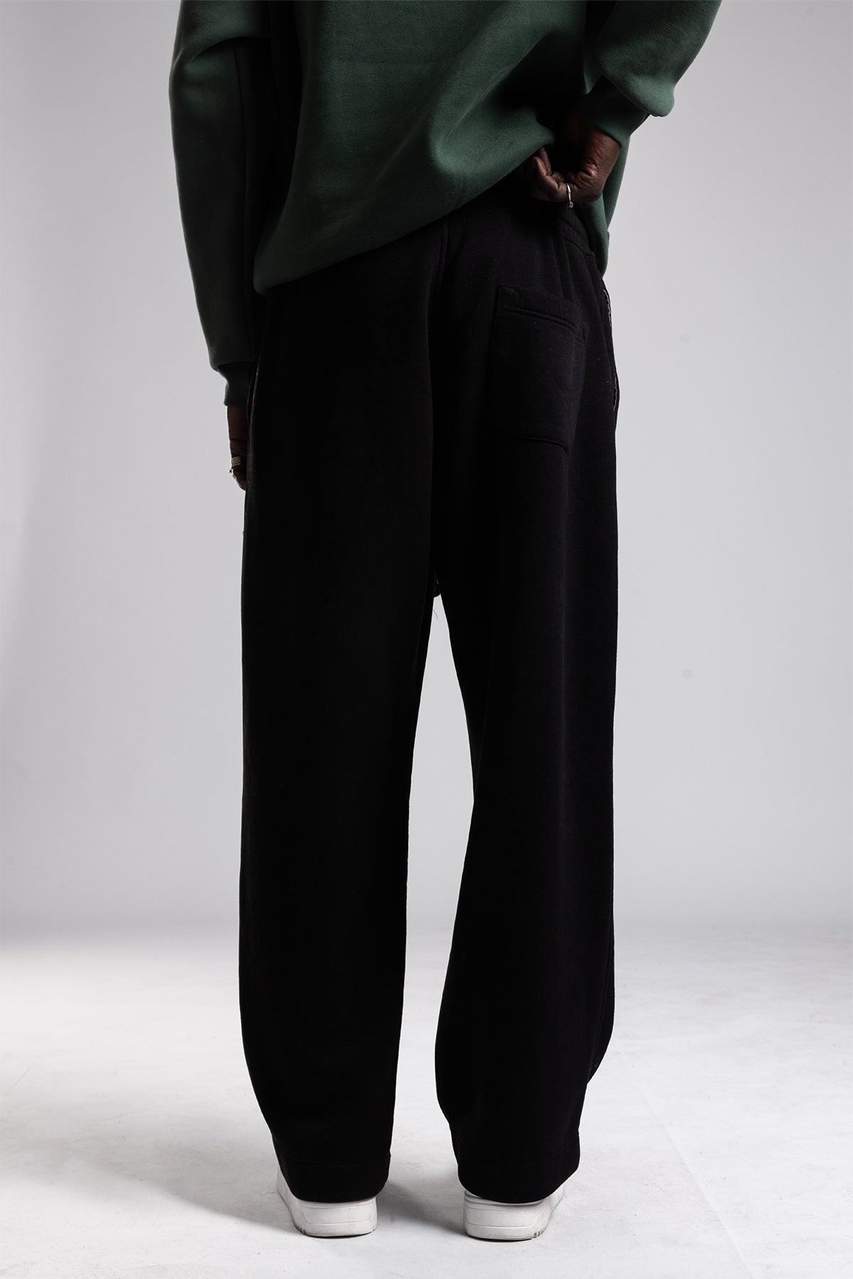 Minimal Logo Detaylı Eşofman Altı