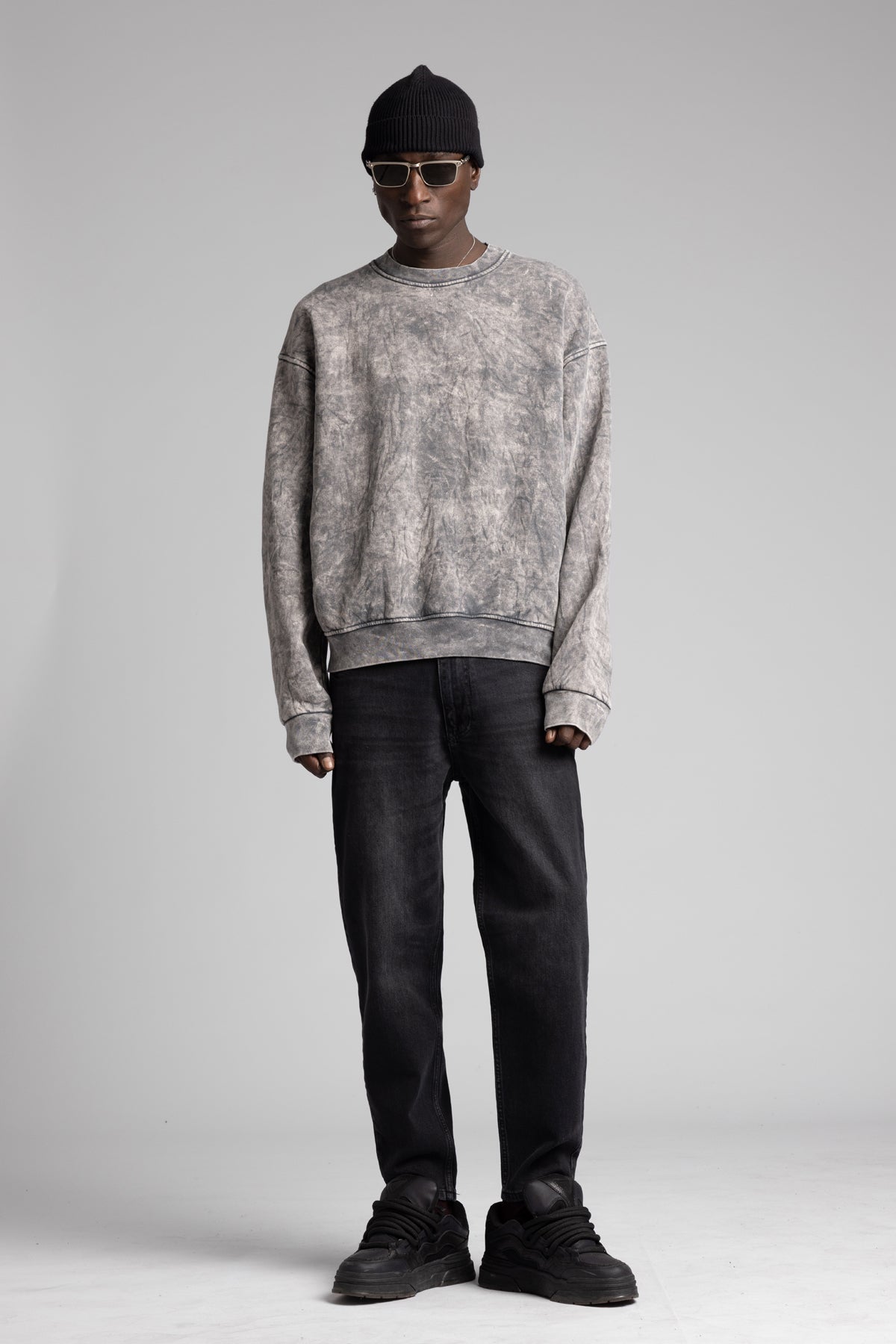 Basic Yıkamalı Sweatshirt