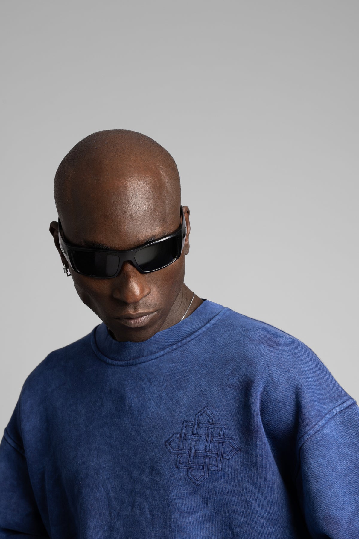 Nakışlı Yıkamalı Sweatshirt