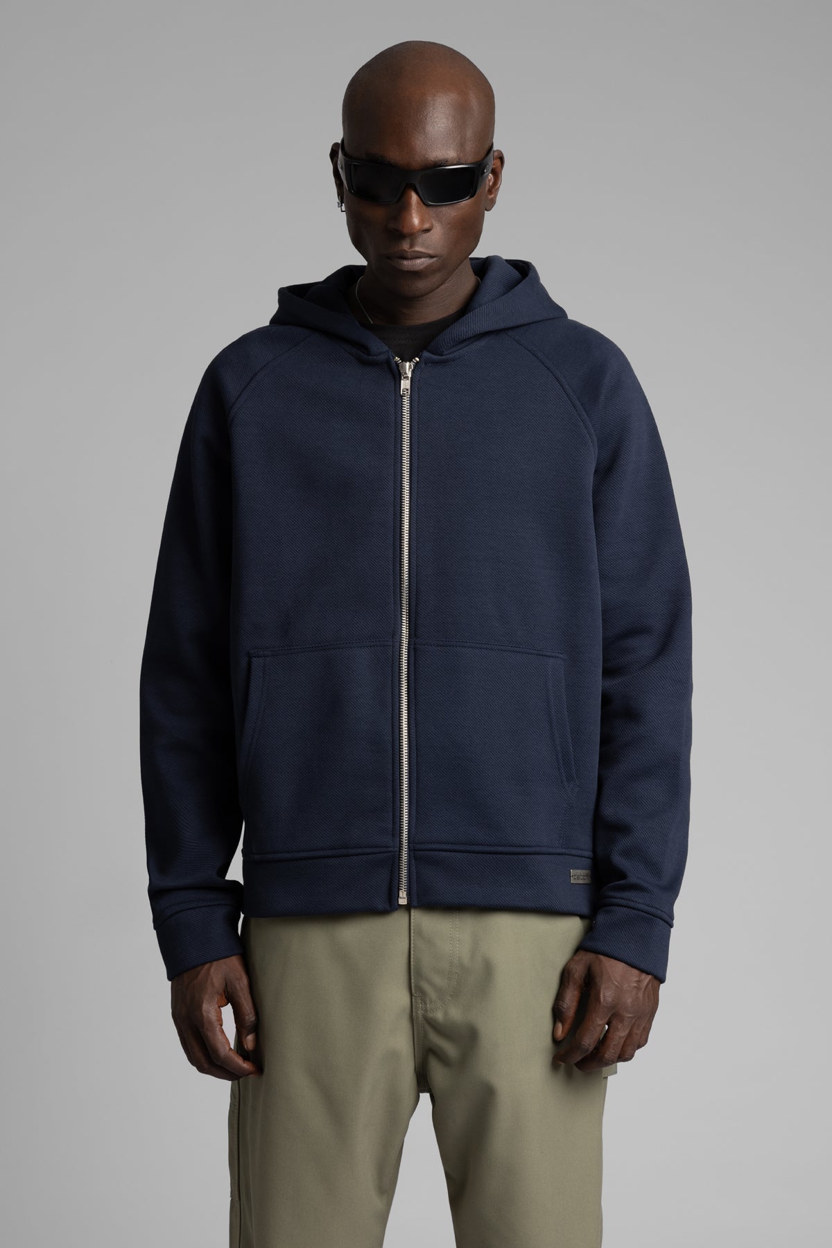 Diyagonal Dokulu Fermuarlı Kapüşonlu Sweatshirt