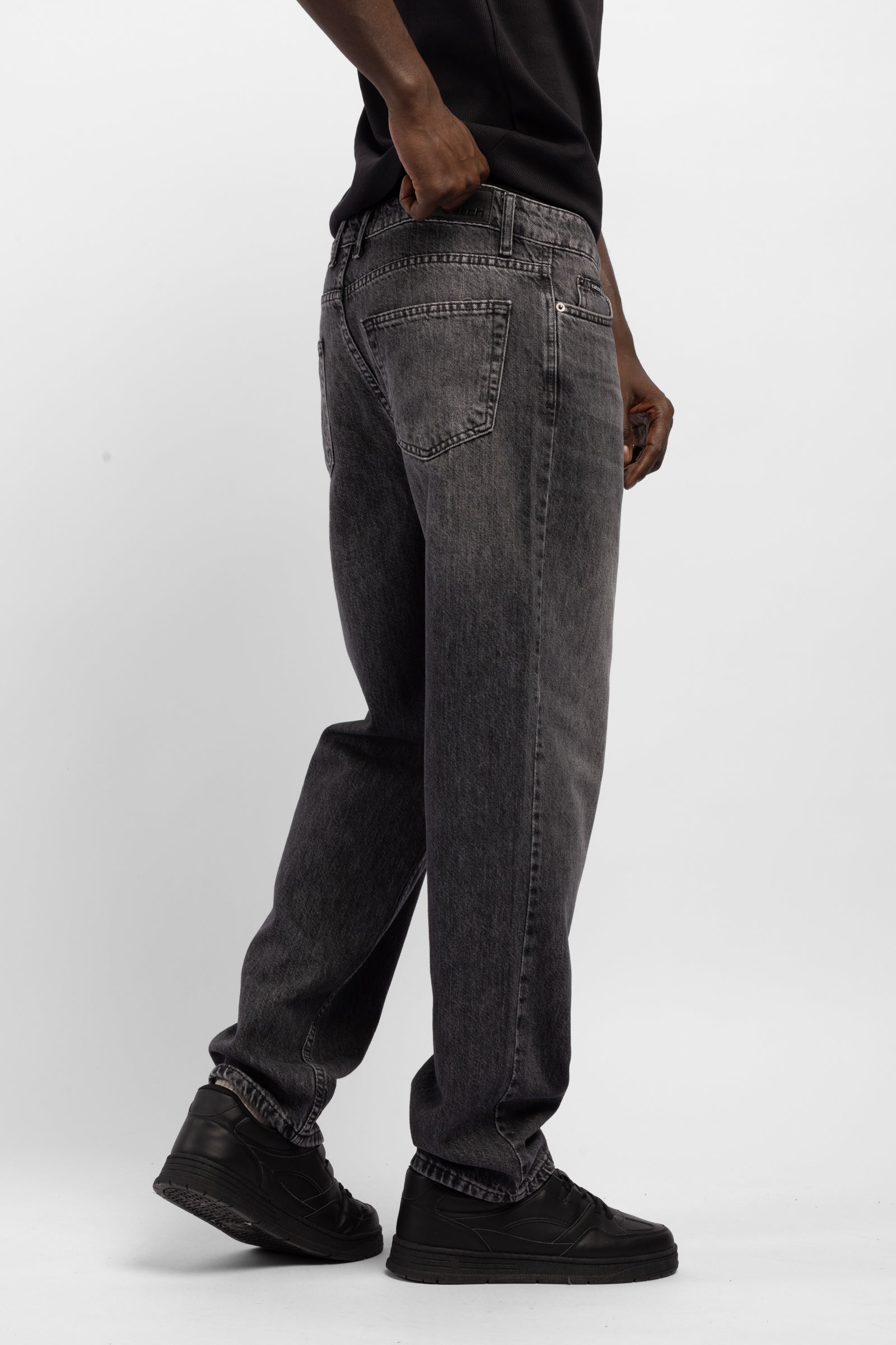 Yıkamalı Baggy Fit Jean
