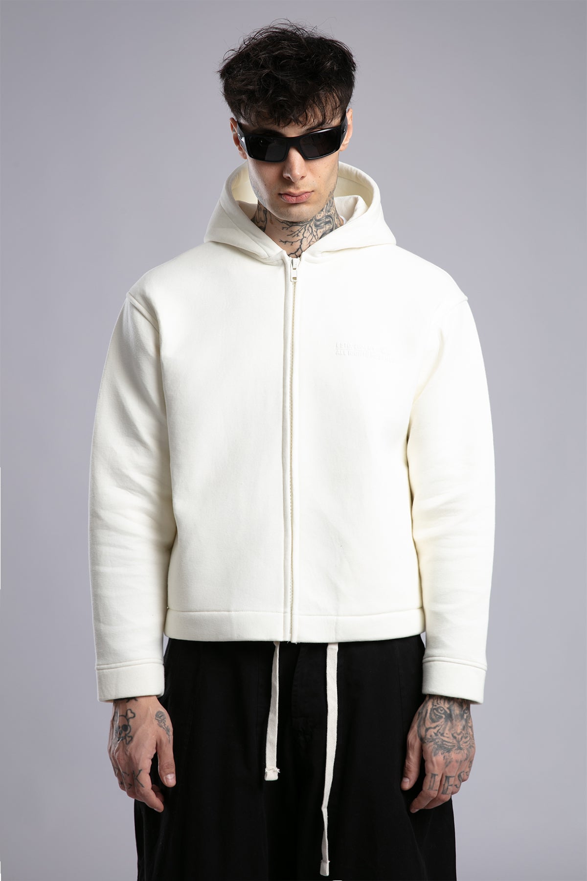 Kabartma Yazılı Fermuarlı Kapüşonlu Sweatshirt