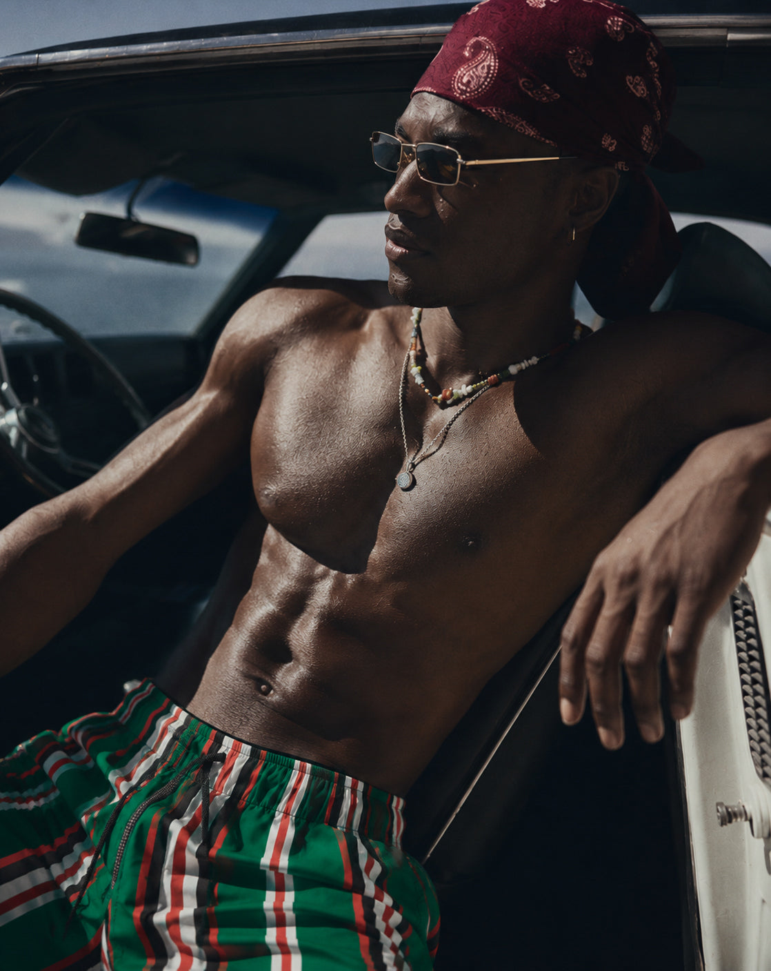 Desenli Deniz Şortu
