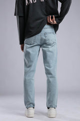 Relaxed Straight Fit Jean