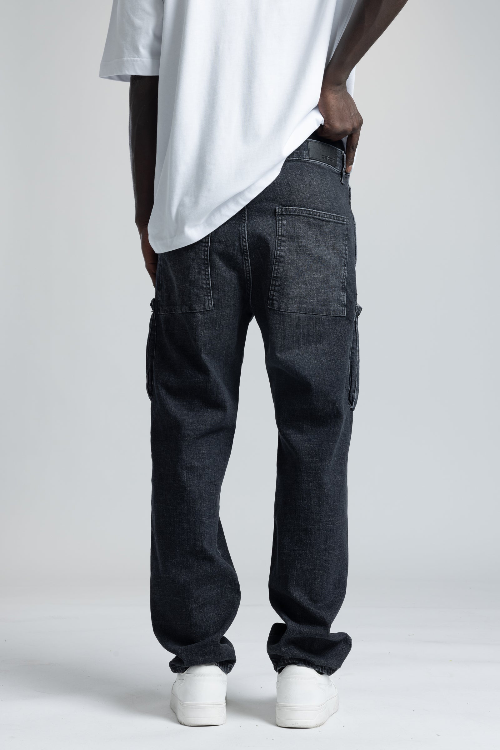 Yıkamalı Straight Fit Jean