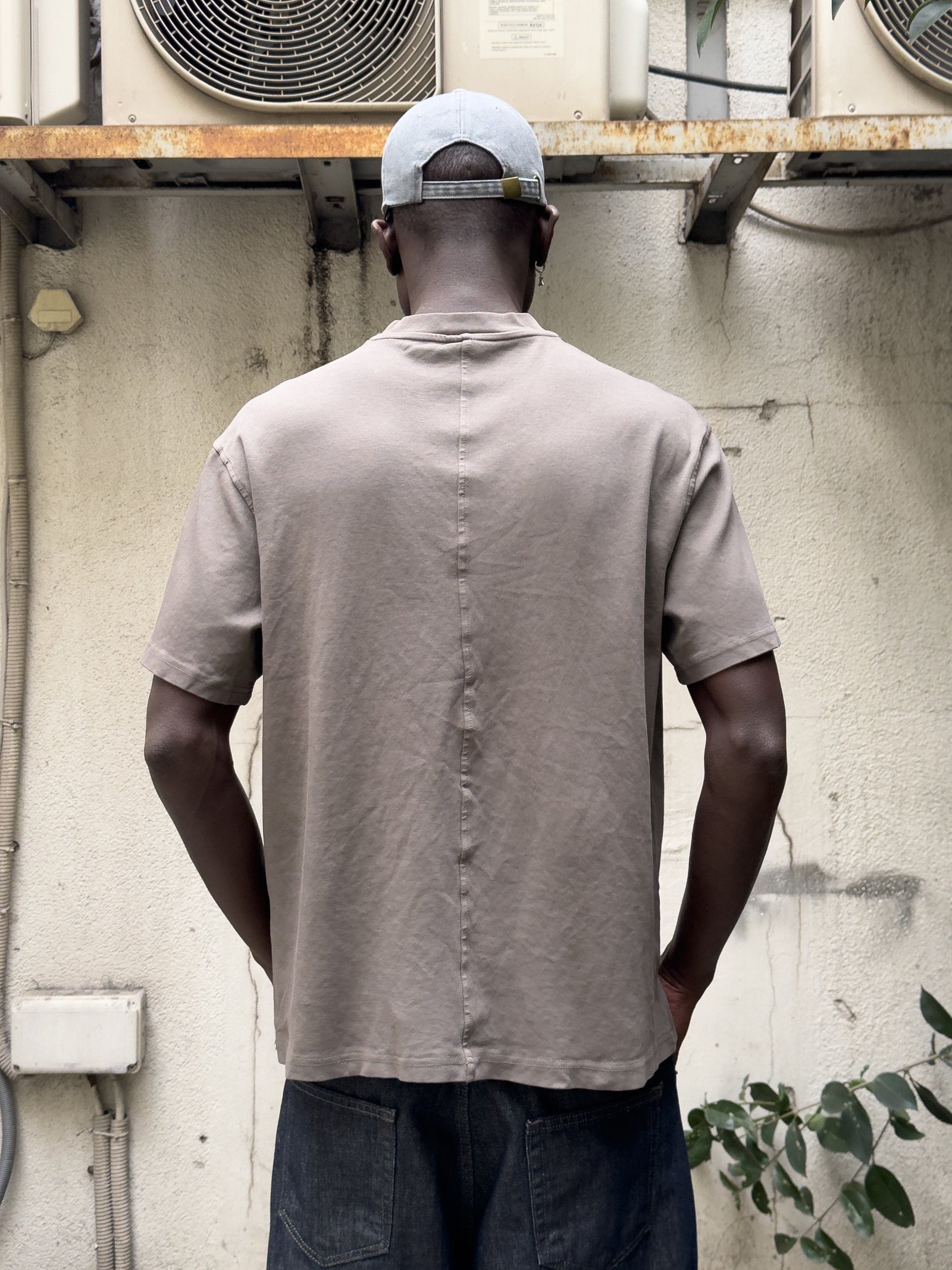 Hidden Face Baskılı T-Shirt