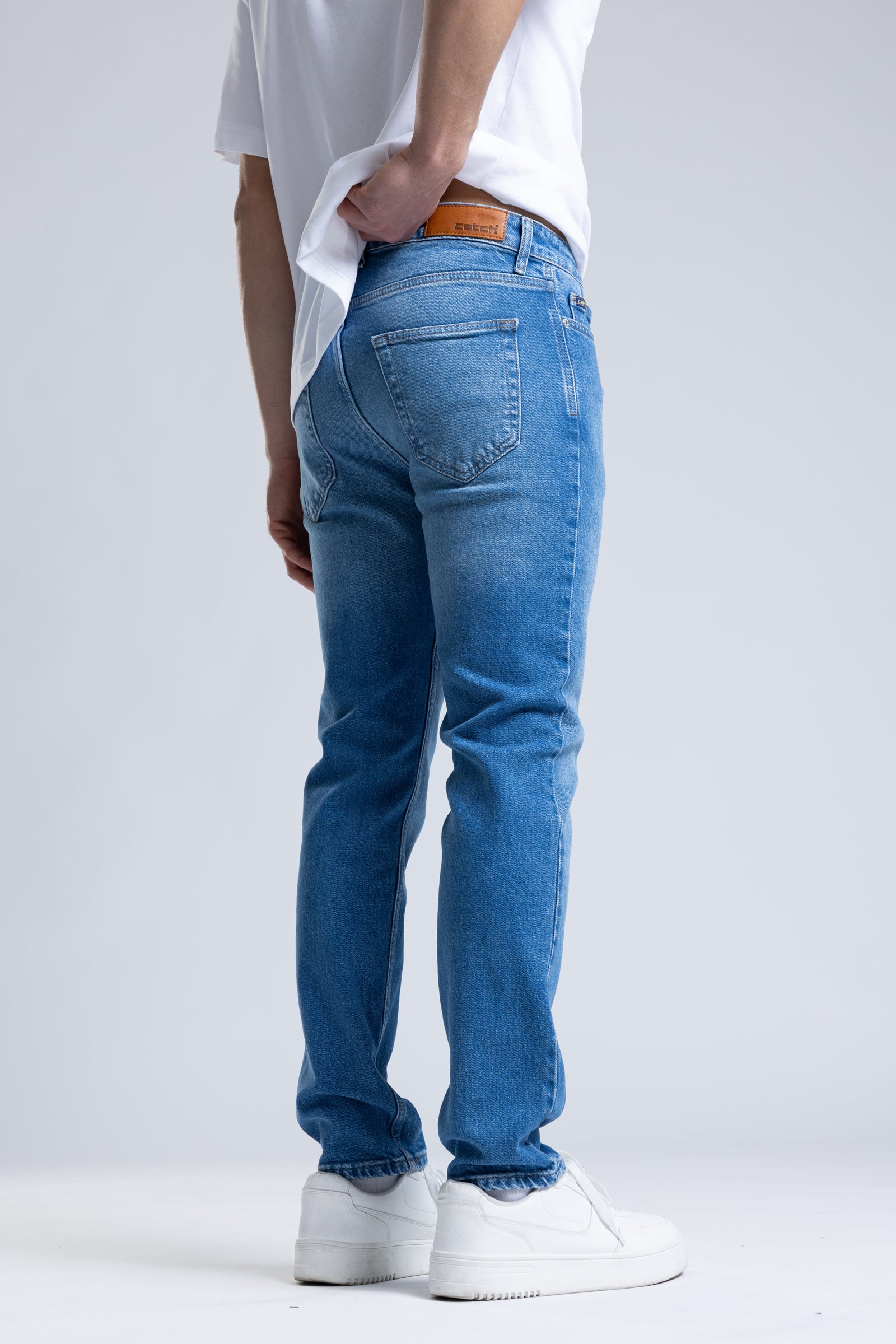 Straight Fit Jean