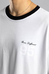 Oversize Kontrast Yakalı Baskılı T-shirt