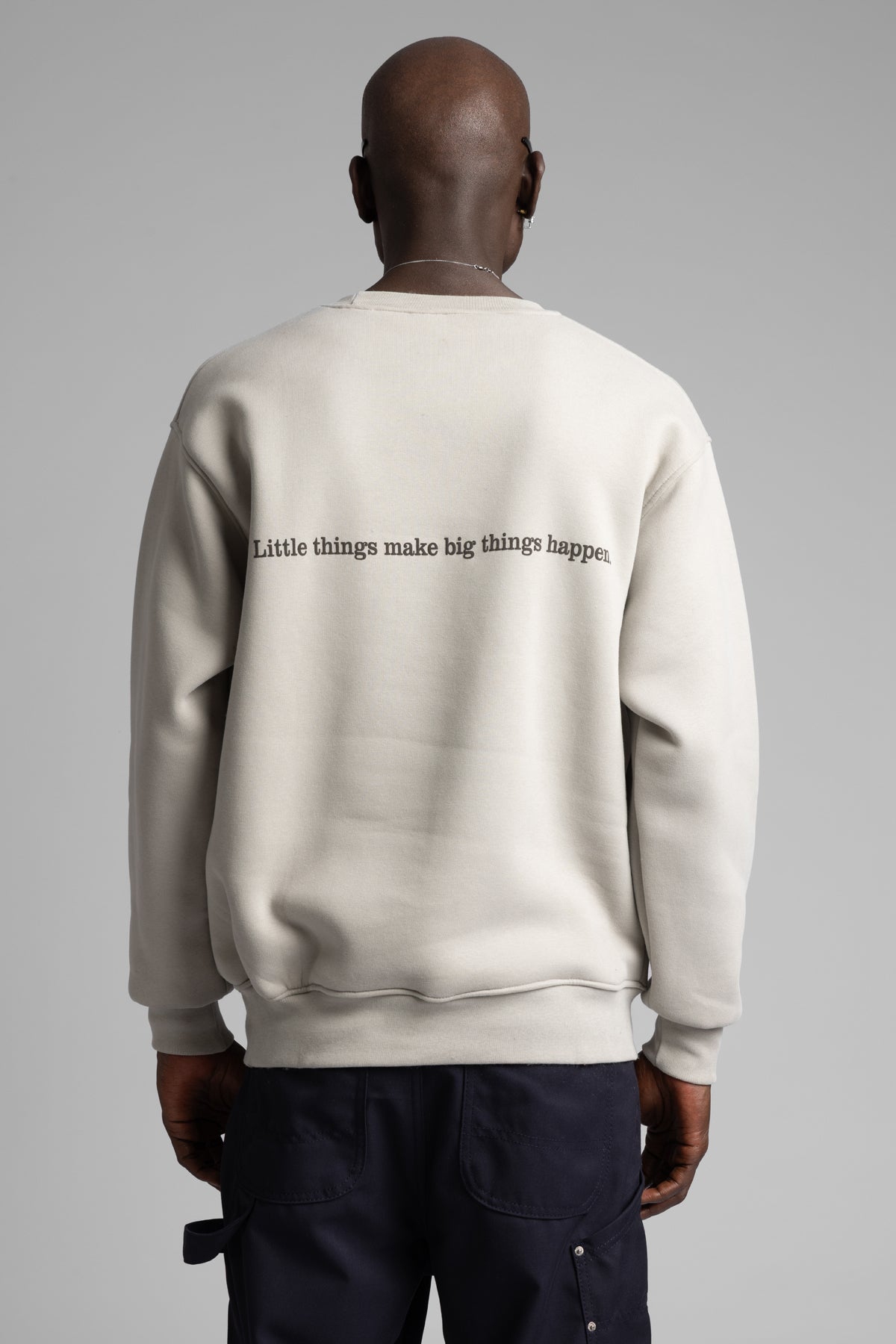 Kabartmalı Yazı Detaylı Sweatshirt