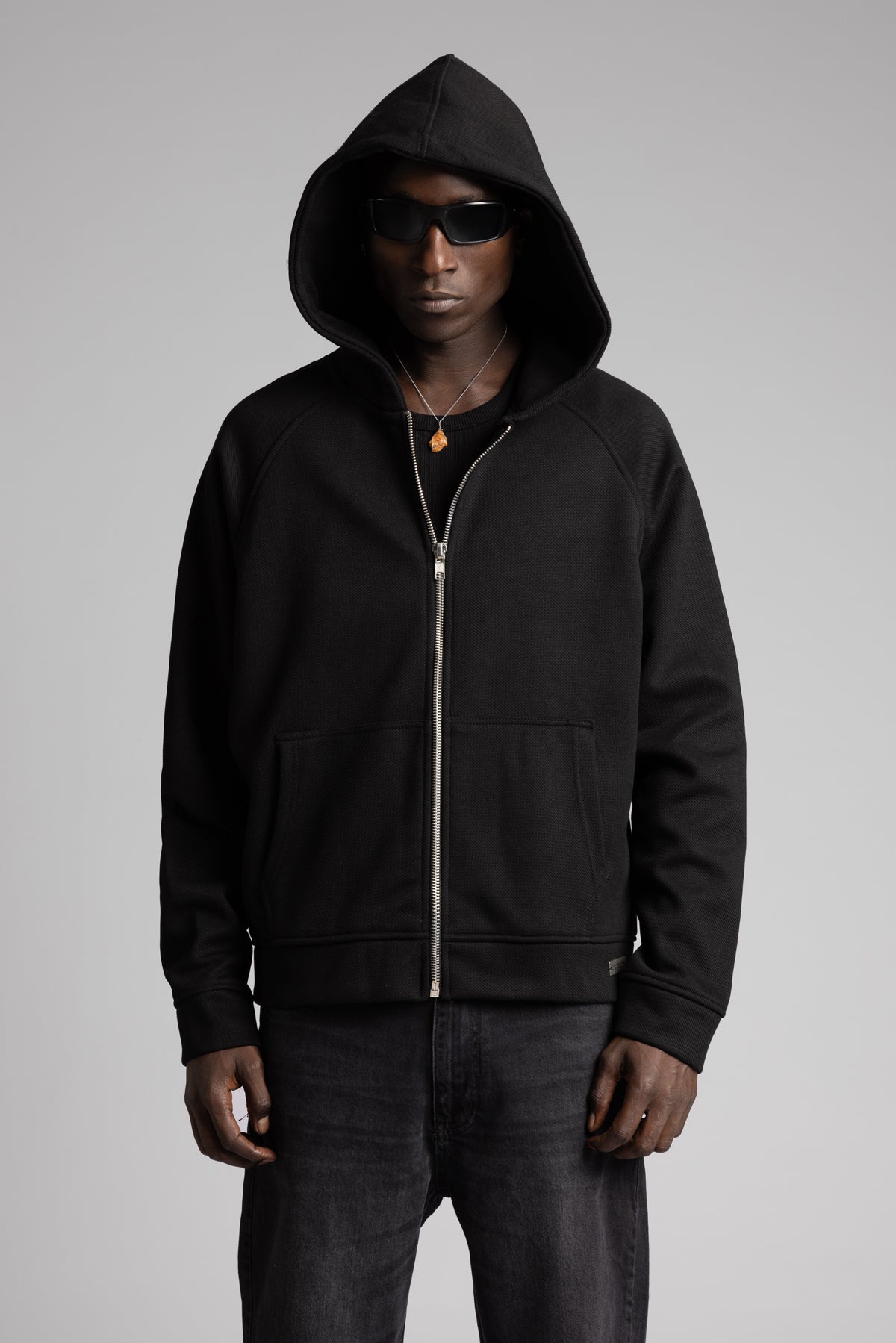 Diyagonal Dokulu Fermuarlı Kapüşonlu Sweatshirt