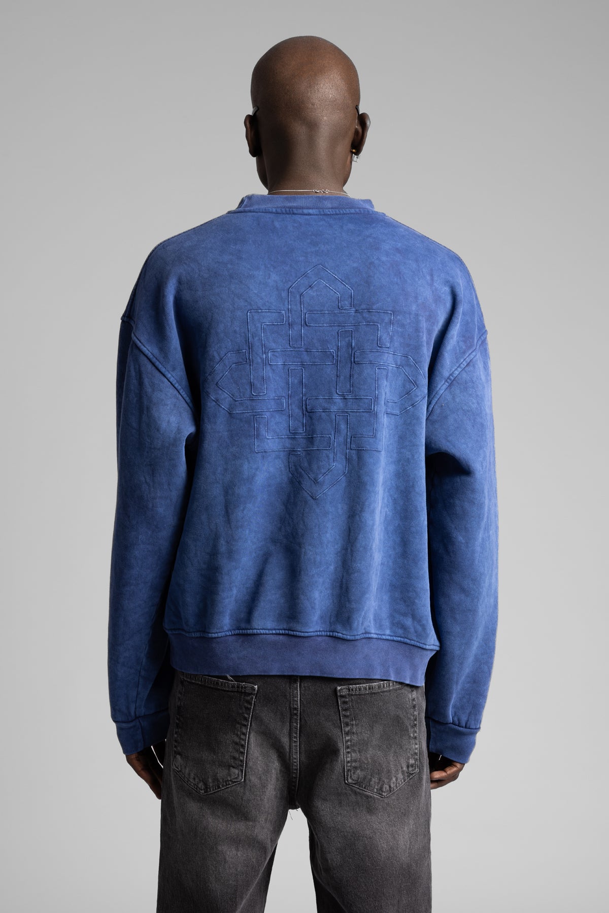 Nakışlı Yıkamalı Sweatshirt