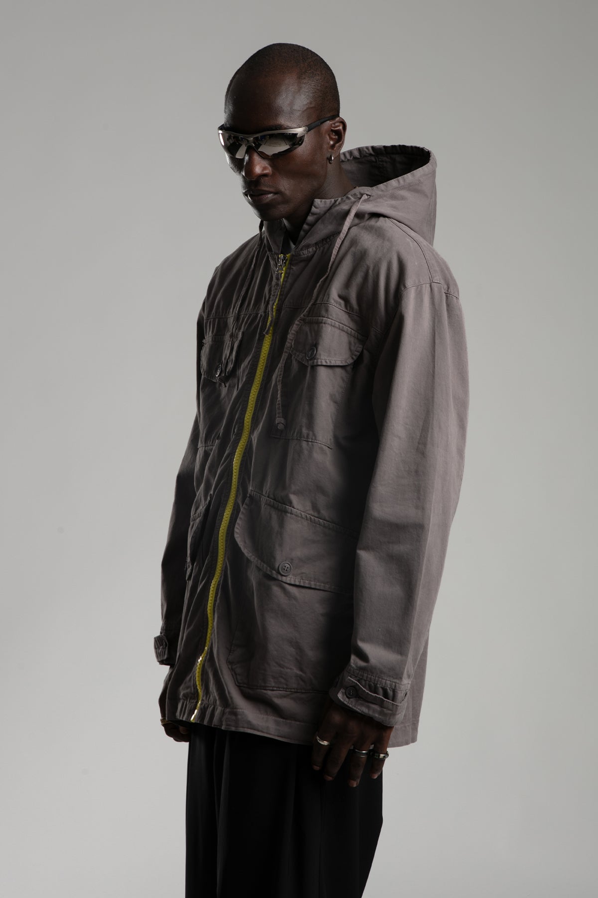 Çok Cepli Kapüşonlu Ceket