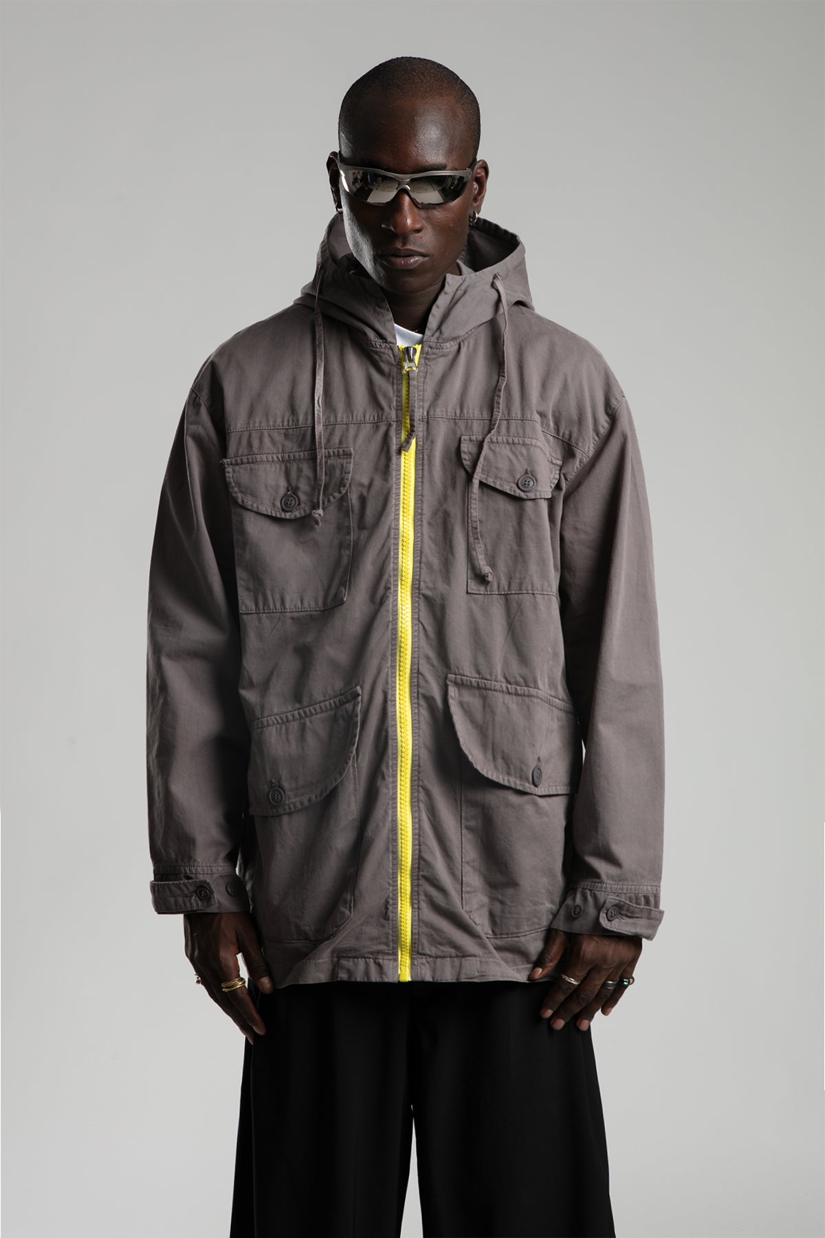 Çok Cepli Kapüşonlu Ceket