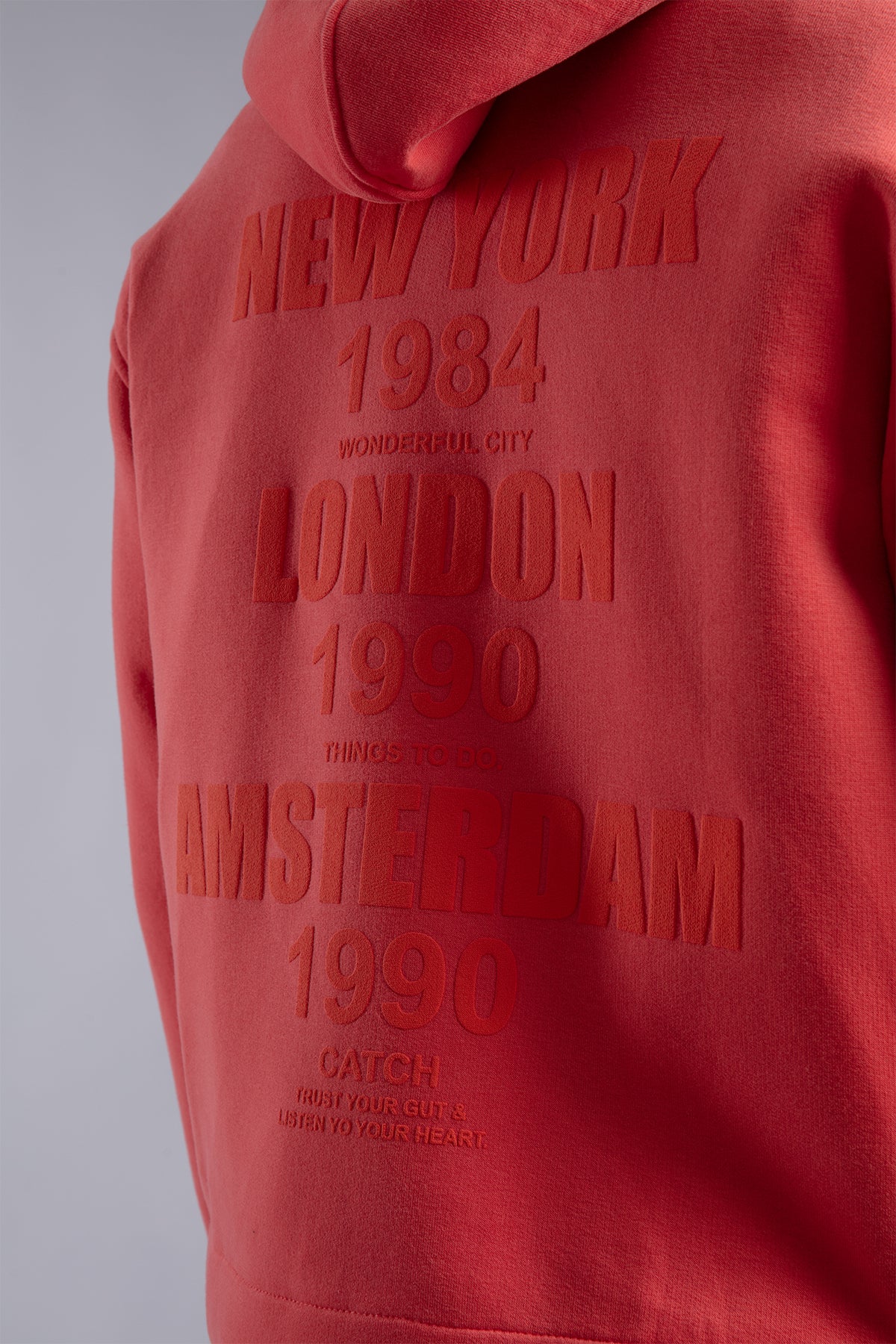 Kabartma Yazılı Fermuarlı Kapüşonlu Sweatshirt