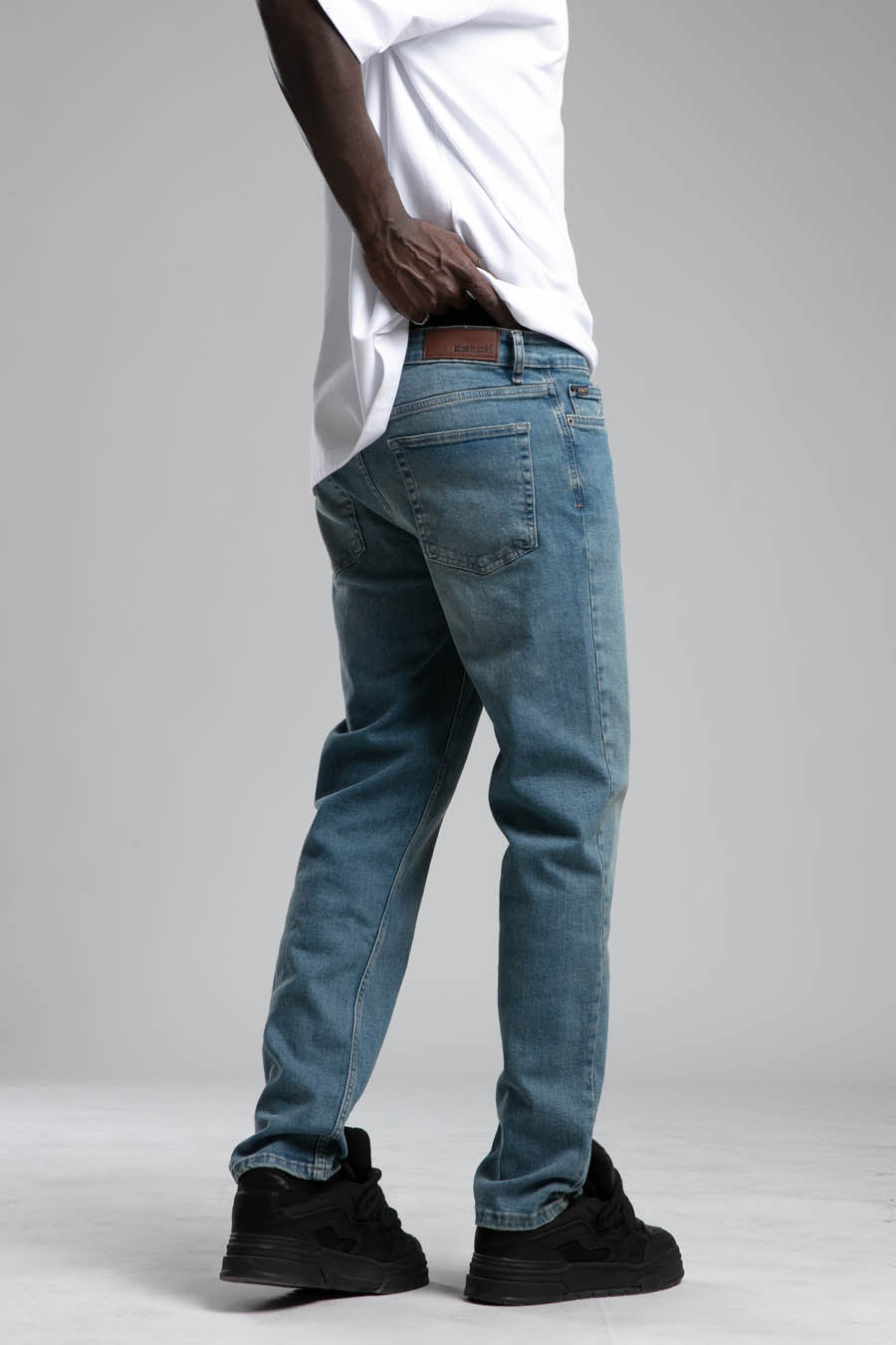 Slim Straight Fit Jean