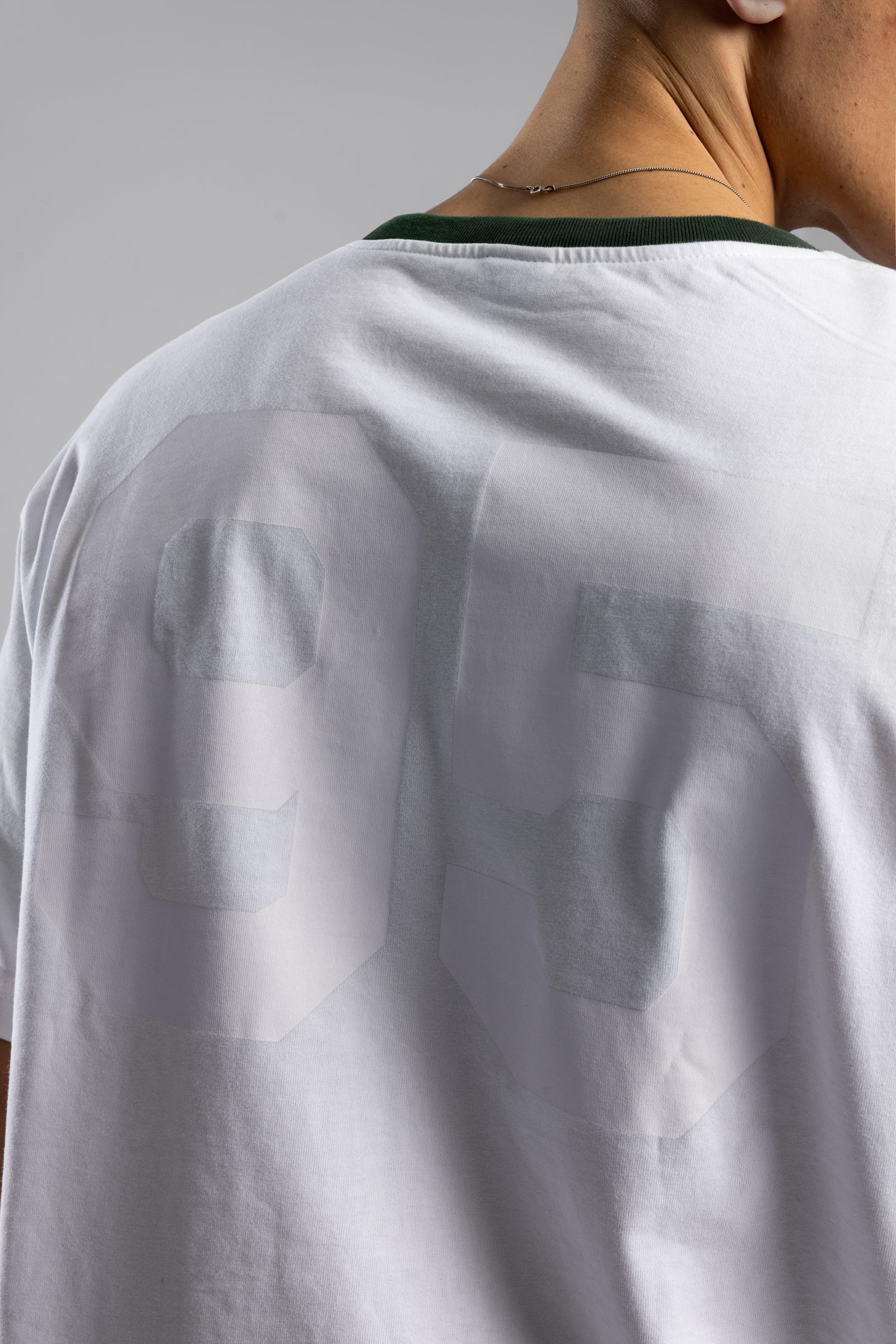 Oversize Kontrast Yakalı Baskılı T-shirt