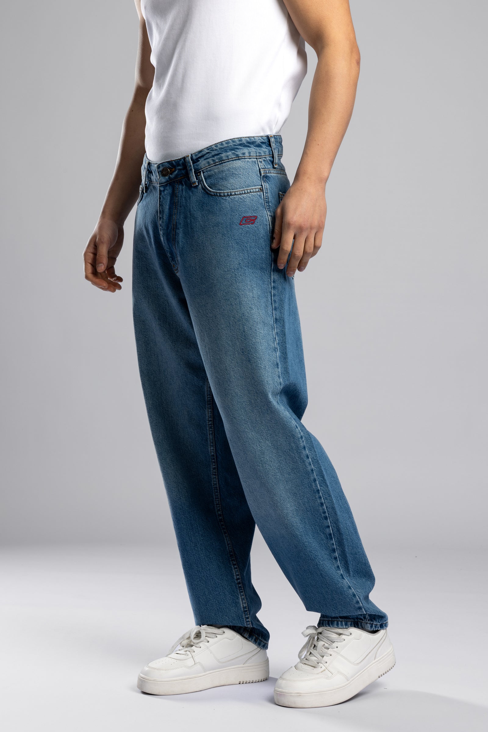 Nakış Detaylı Baggy Fit Jean