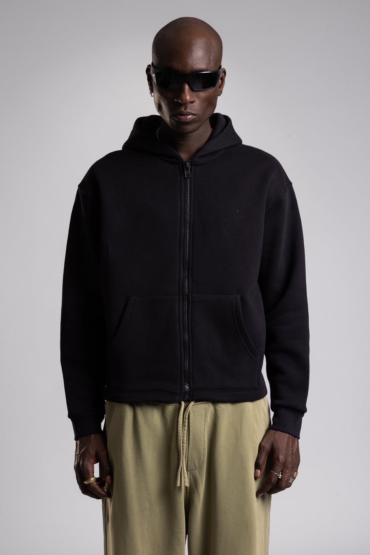 Kapüşonlu Fermuarlı Sweatshirt