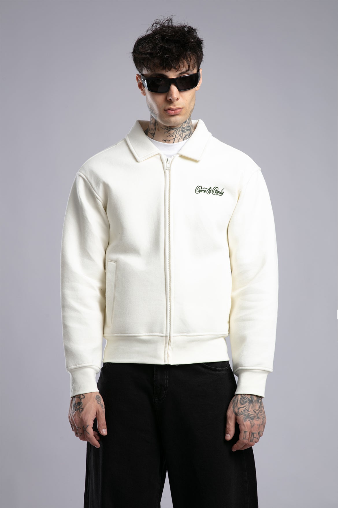 Minimal Nakışlı Fermuarlı Sweatshirt