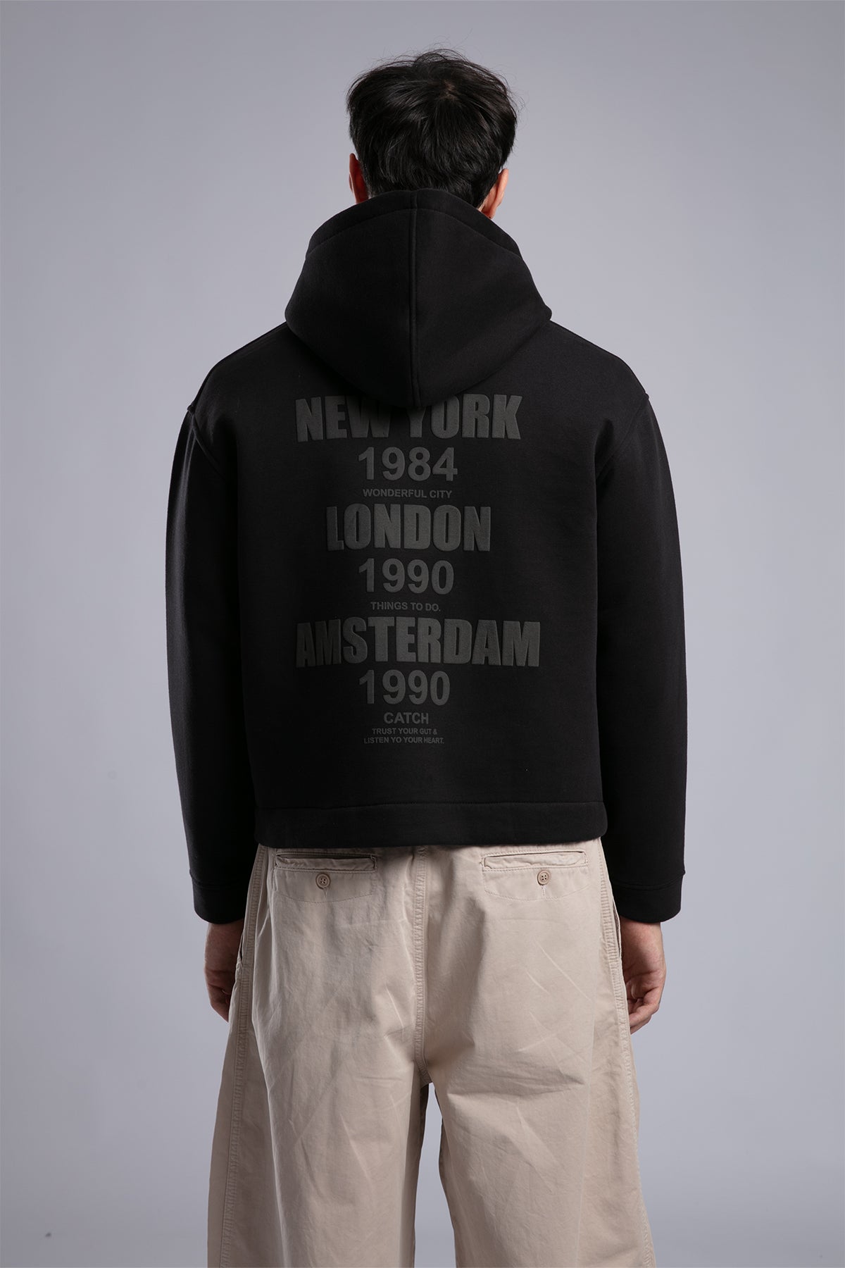 Kabartma Yazılı Fermuarlı Kapüşonlu Sweatshirt