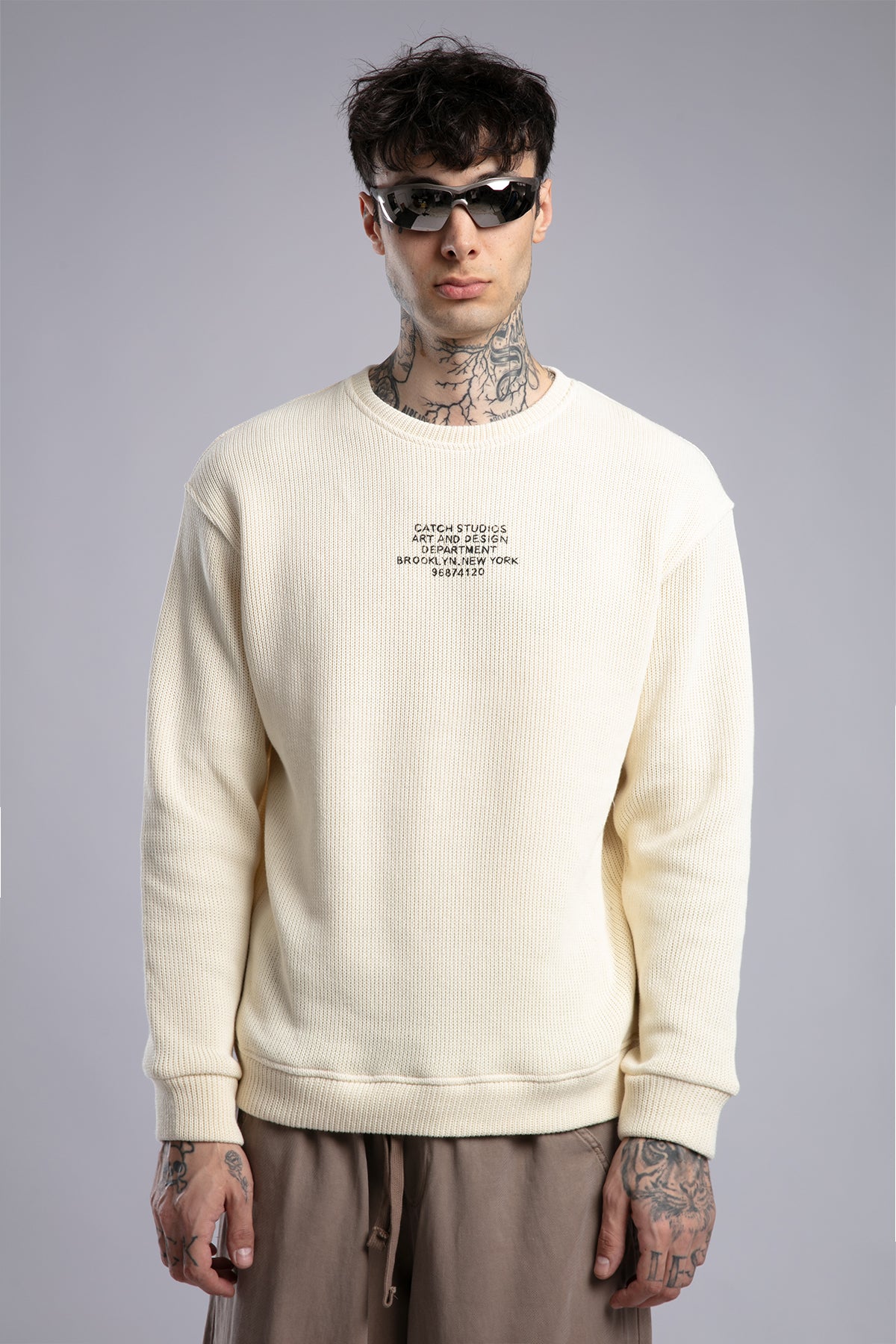 Minimal Baskılı Triko Kazak