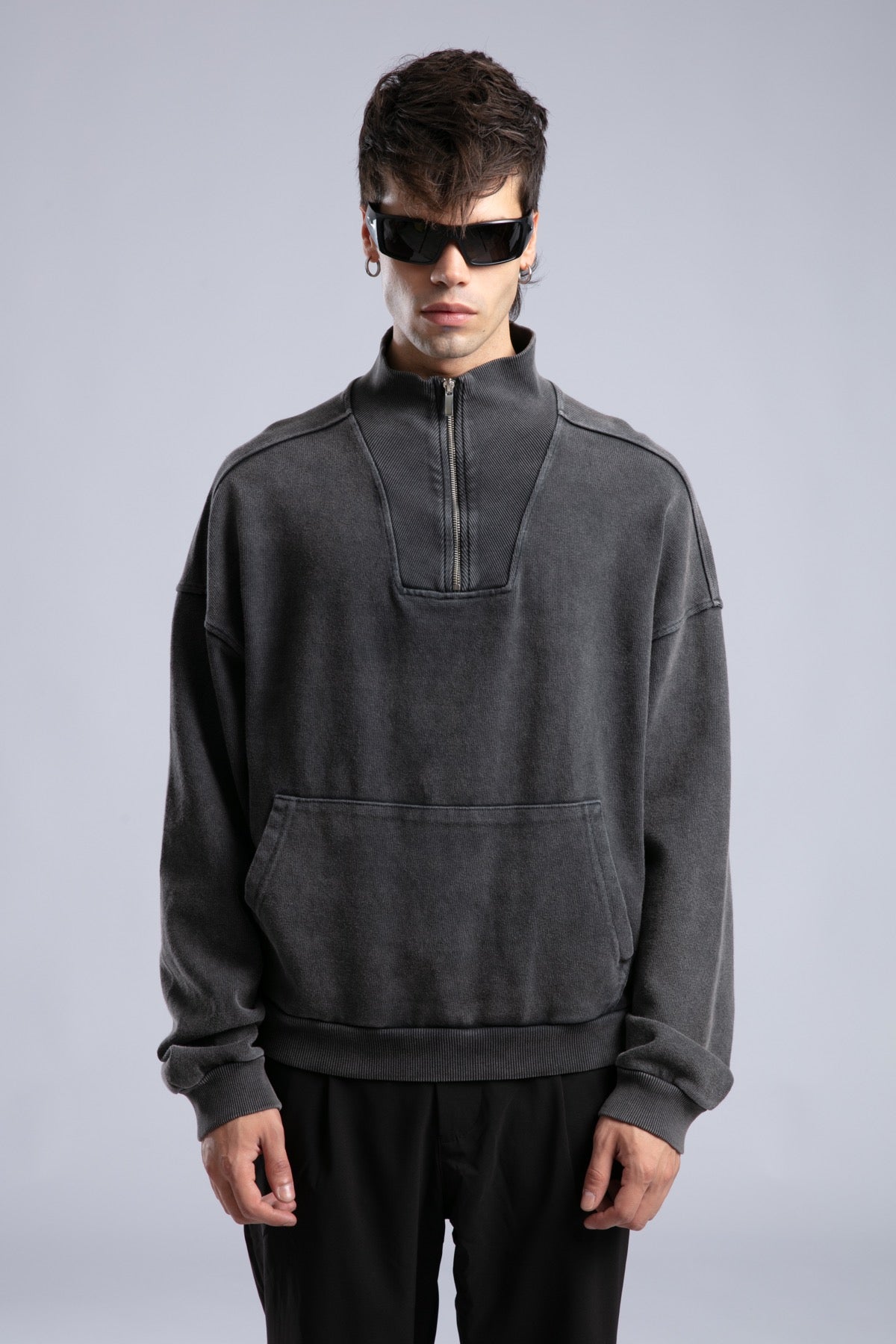 Yarım Fermuarlı Yıkamalı Sweatshirt