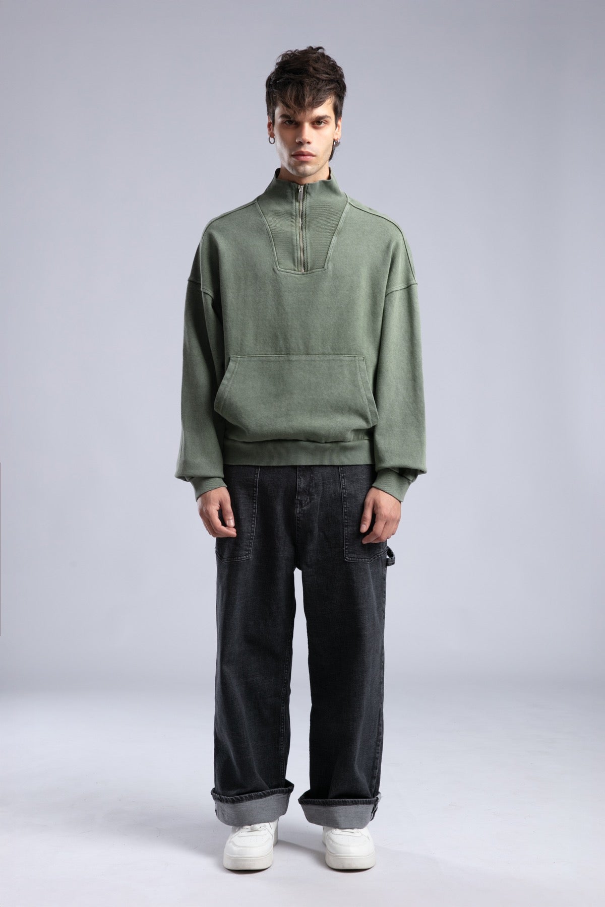 Yarım Fermuarlı Yıkamalı Sweatshirt