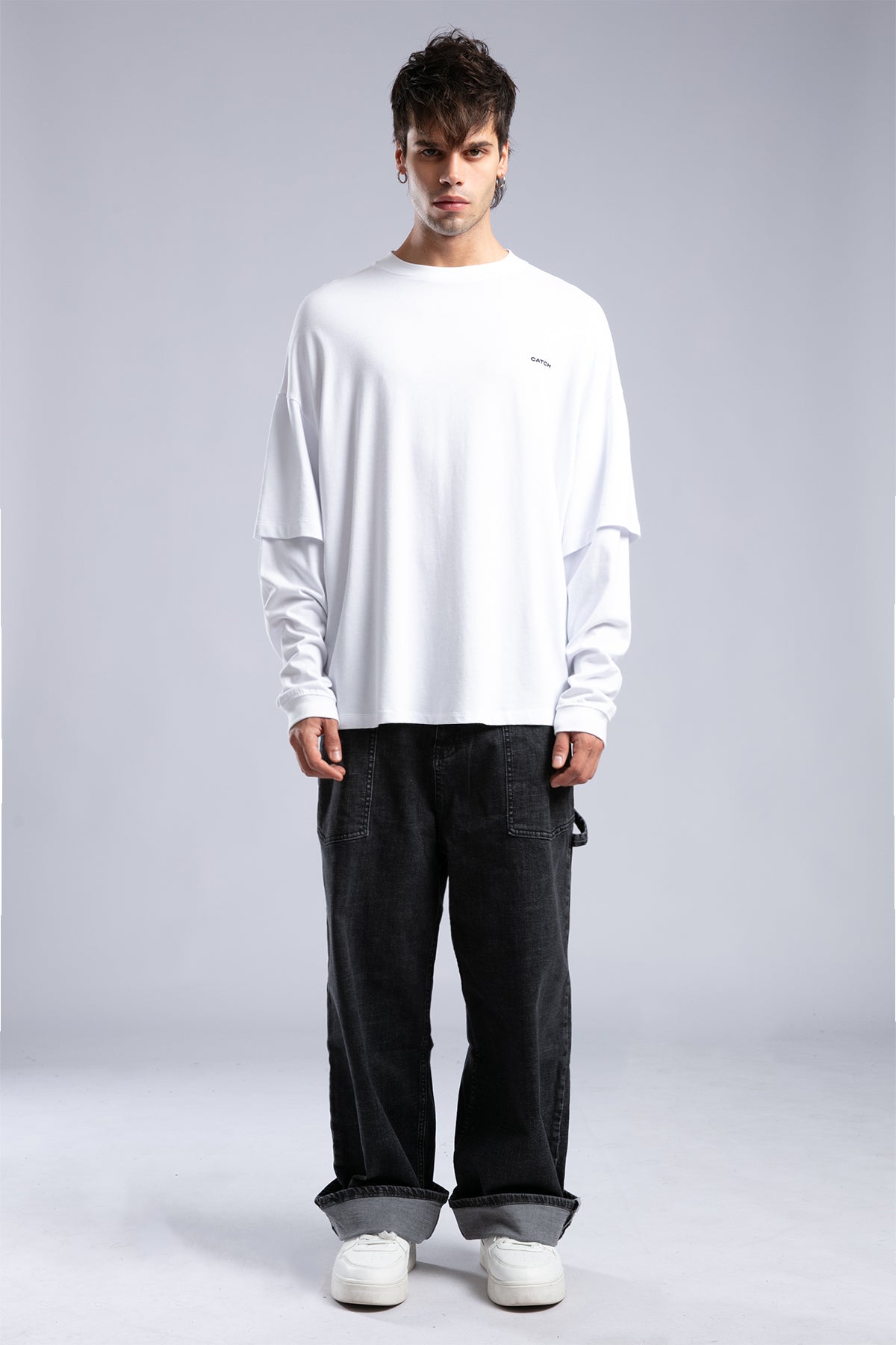 Minimal Logo Detaylı Basic İnce Sweatshirt