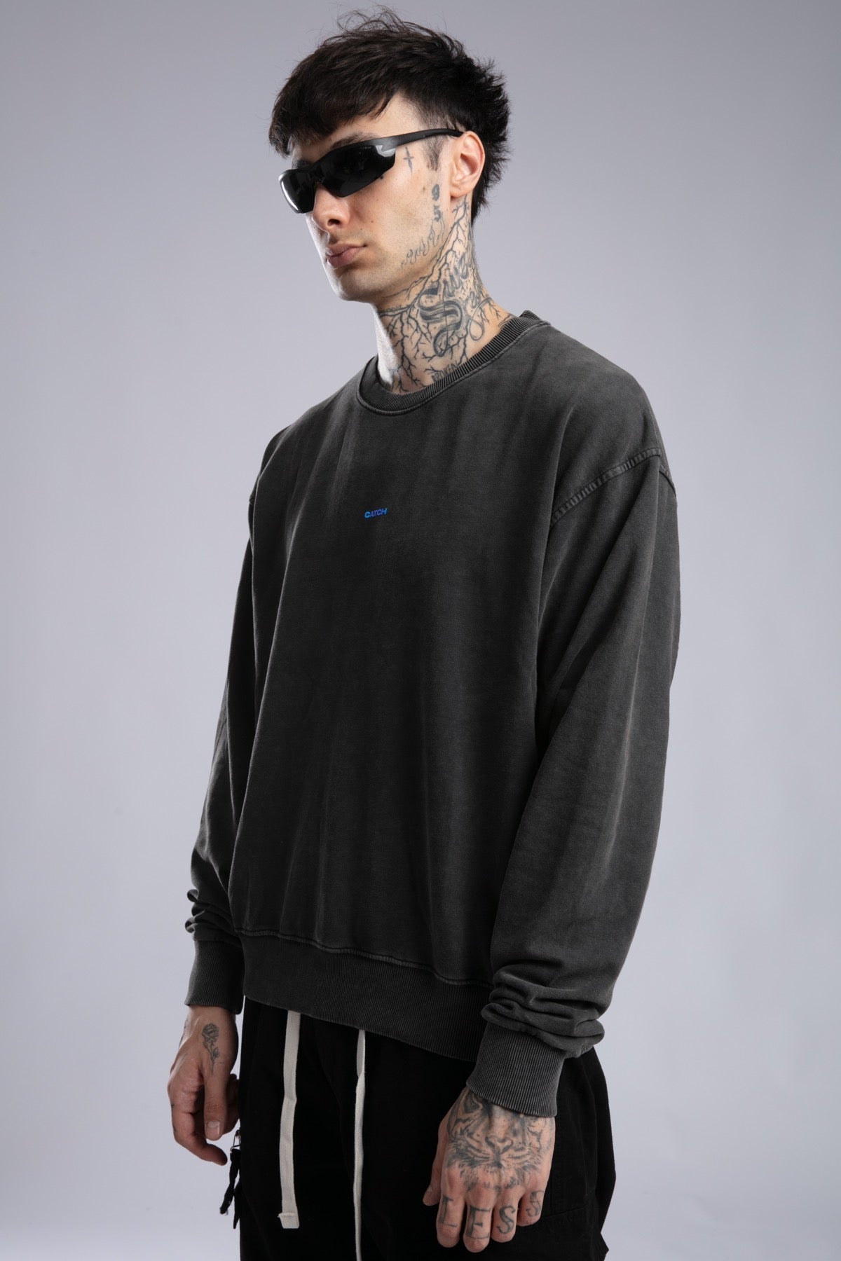 Minimal Logo Baskılı Yıkamalı Sweatshirt