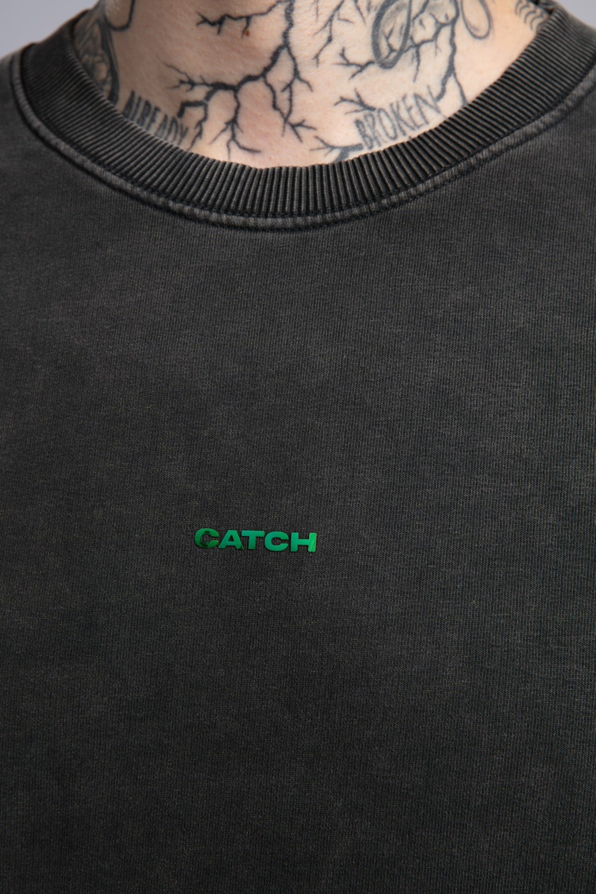 Minimal Logo Baskılı Yıkamalı Sweatshirt