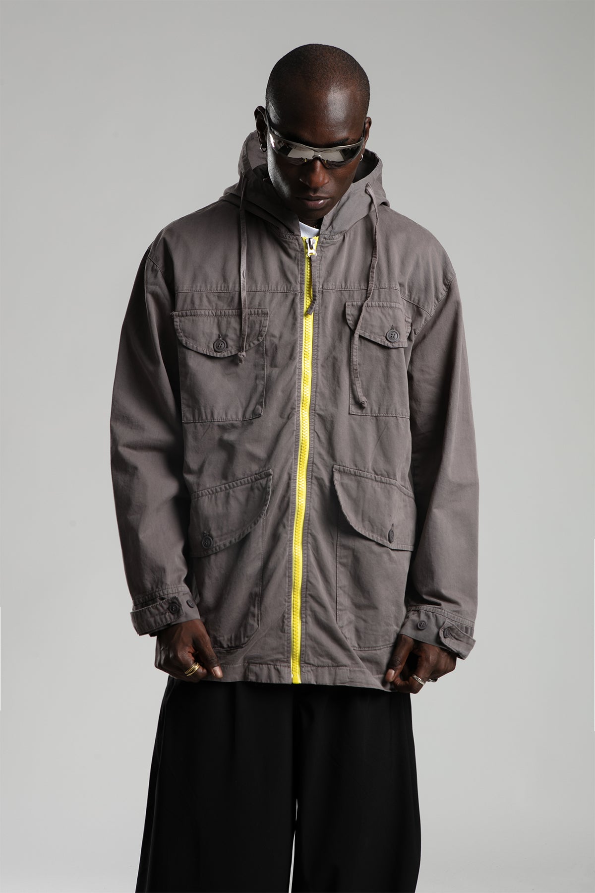 Çok Cepli Kapüşonlu Ceket