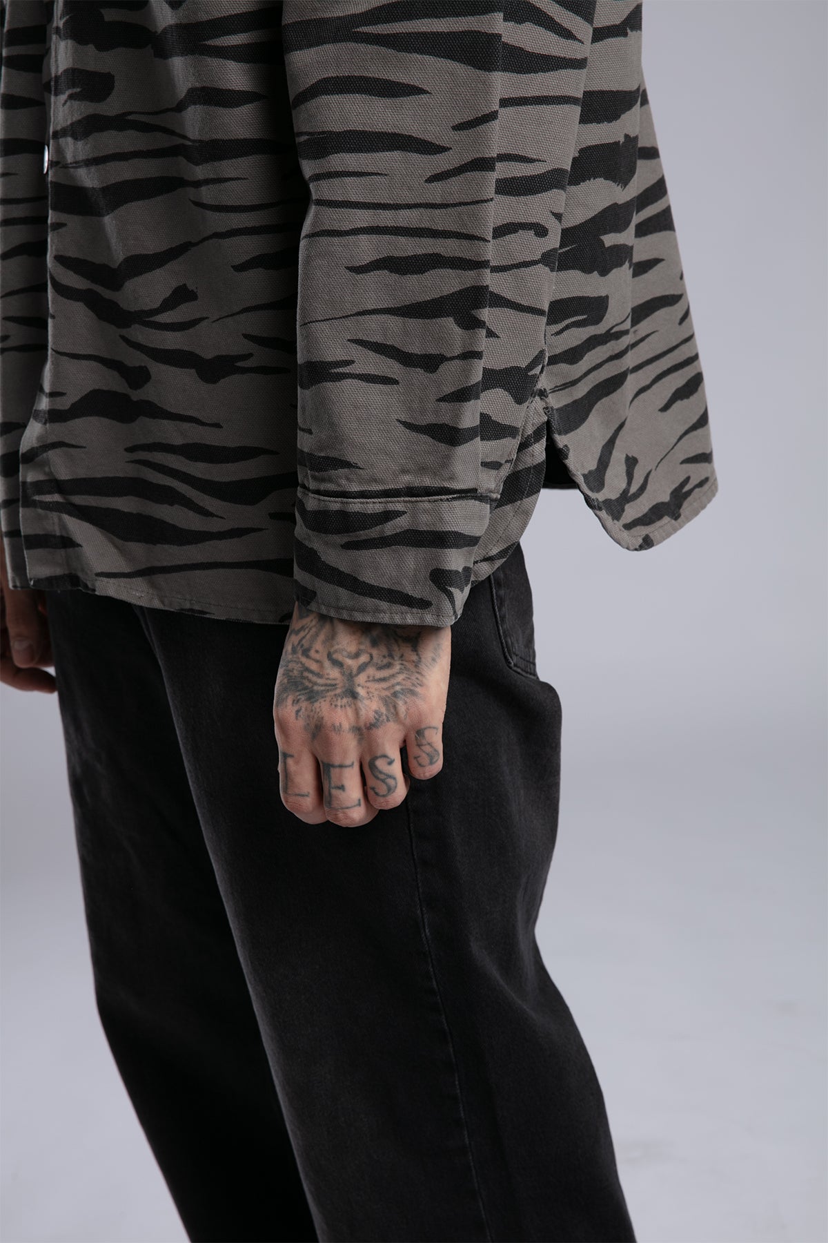 Desenli Gabardin Gömlek