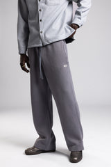 Minimal Logo Detaylı Eşofman Altı