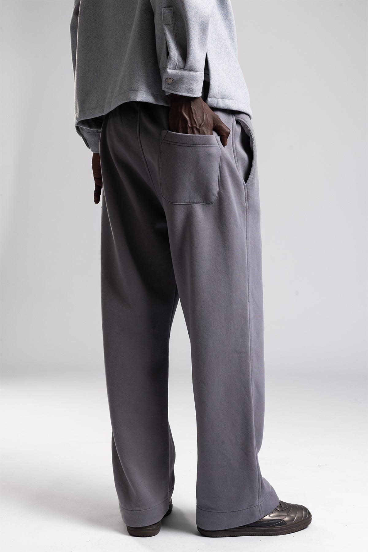 Minimal Logo Detaylı Eşofman Altı