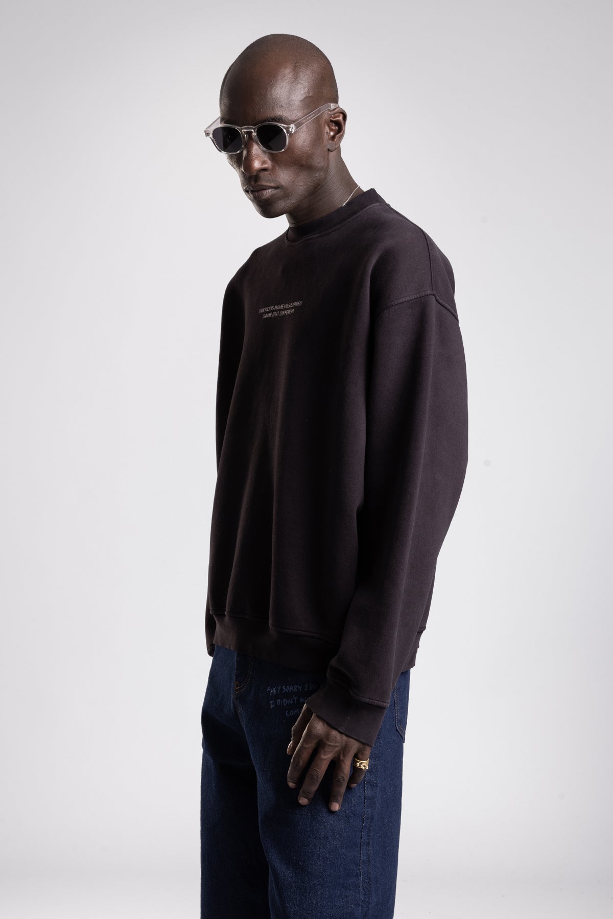 Micro Yazı Baskı Detaylı Oversize Sweatshirt