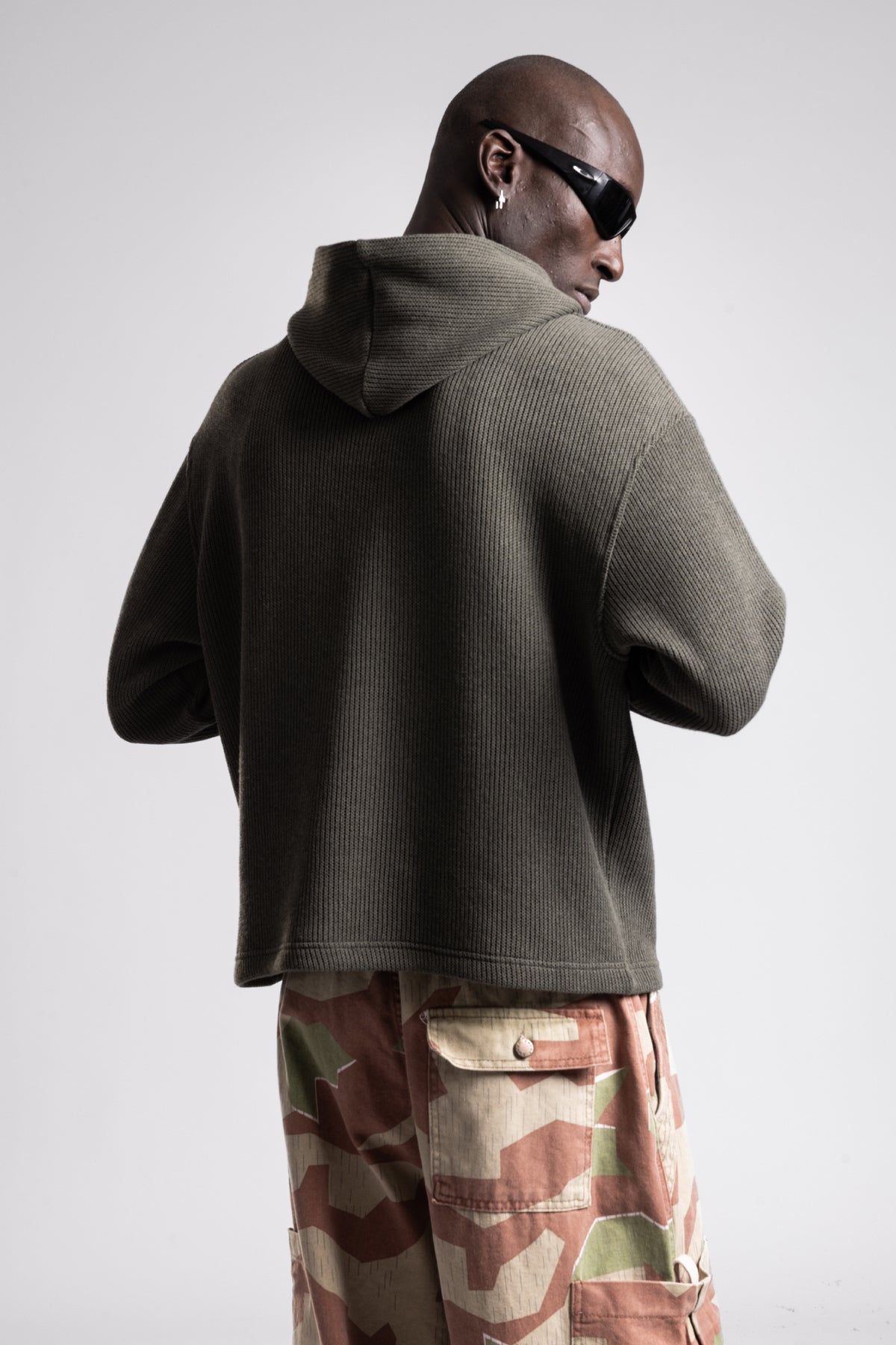 Fermuarlı Kapüşonlu Triko Kazak