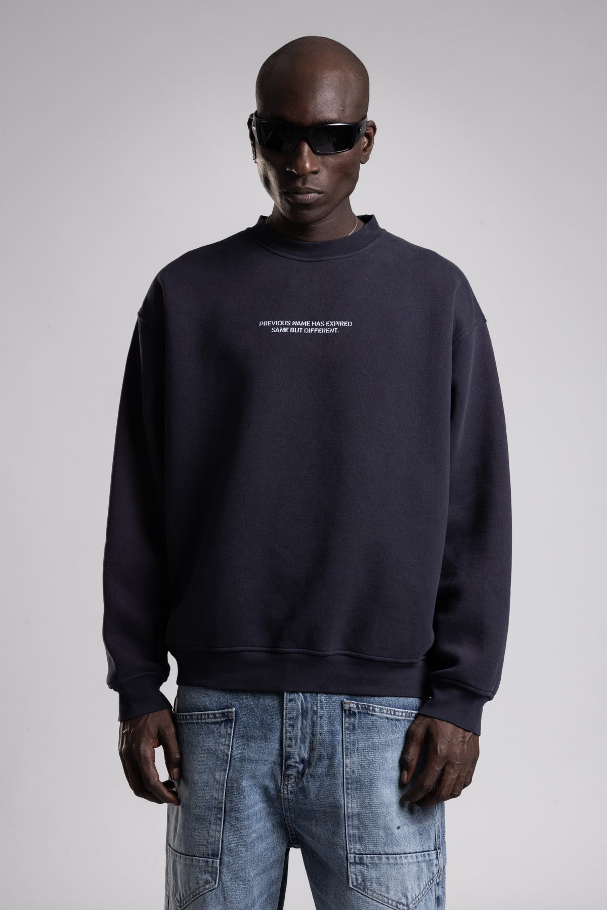 Micro Yazı Baskı Detaylı Oversize Sweatshirt