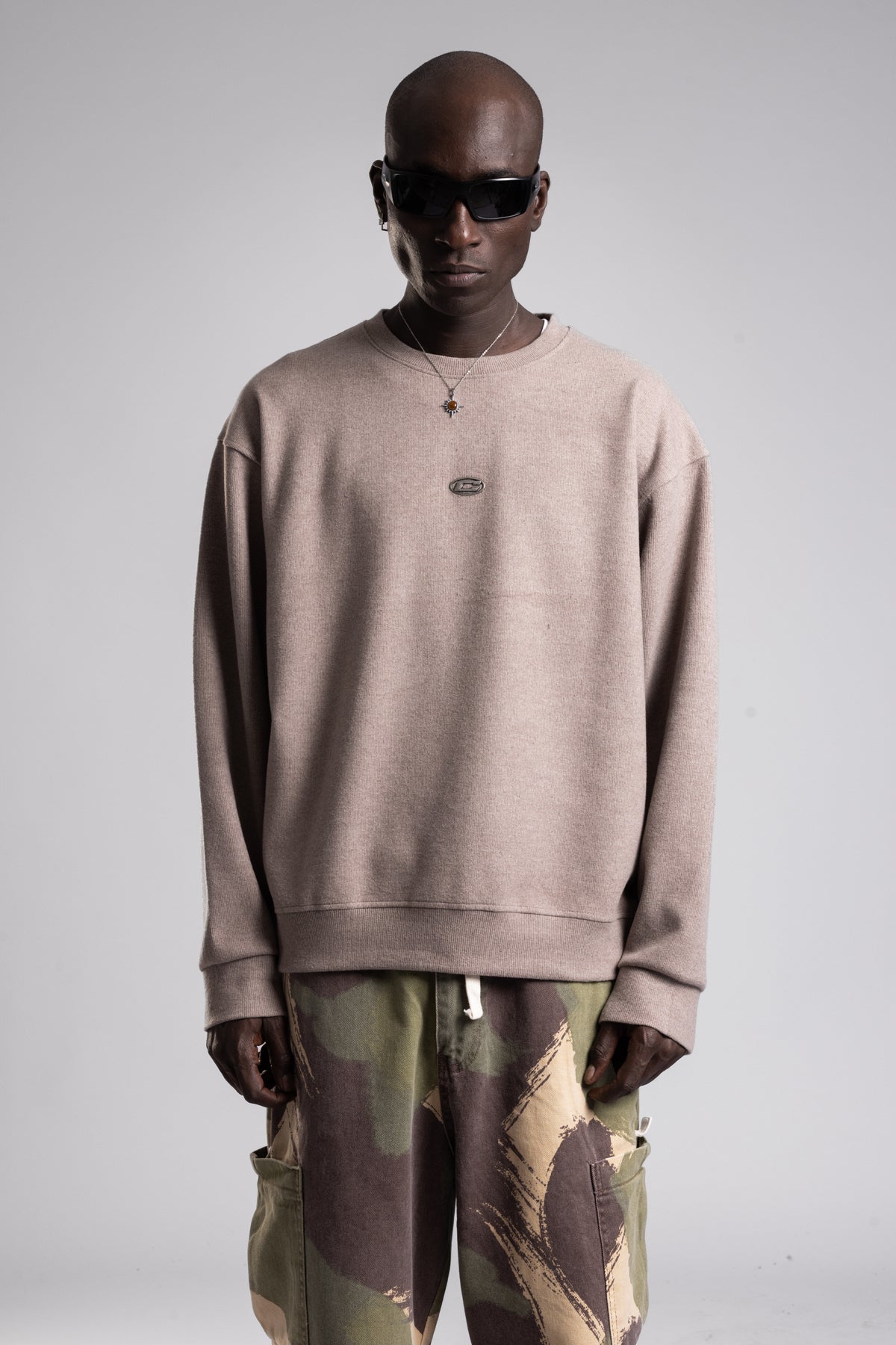 Metal Logo Detaylı Triko Sweatshirt