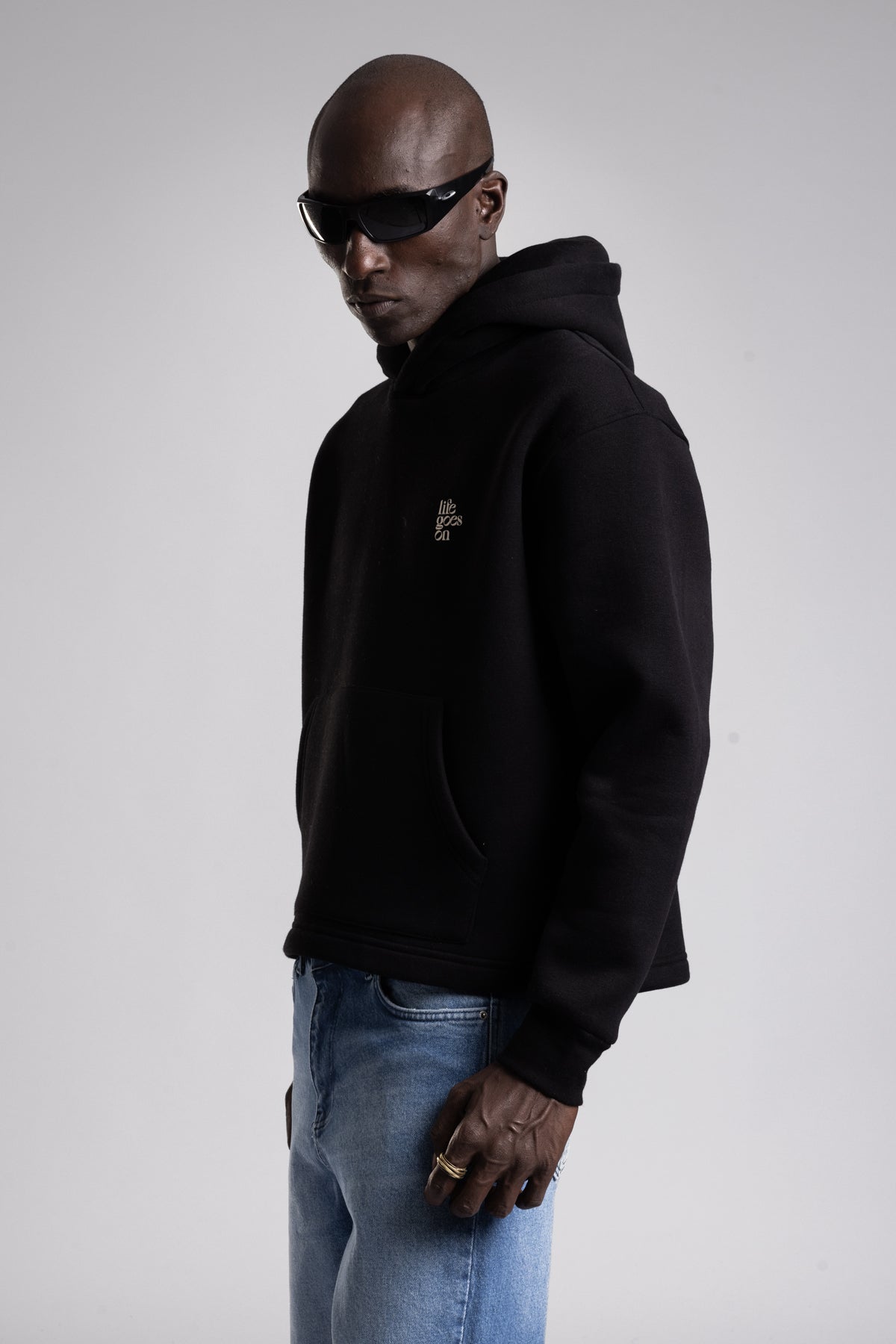 Kabartmalı Baskılı Kapüşonlu Sweatshirt