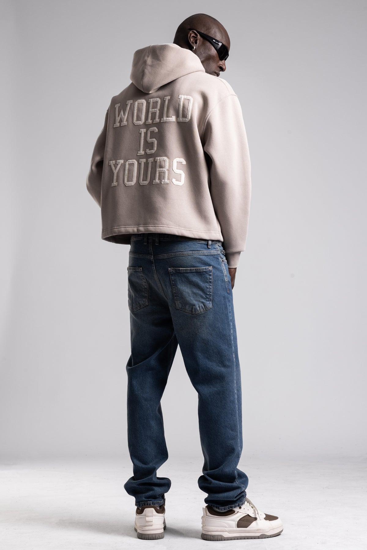 Kapüşonlu Fermuarlı Sweatshirt