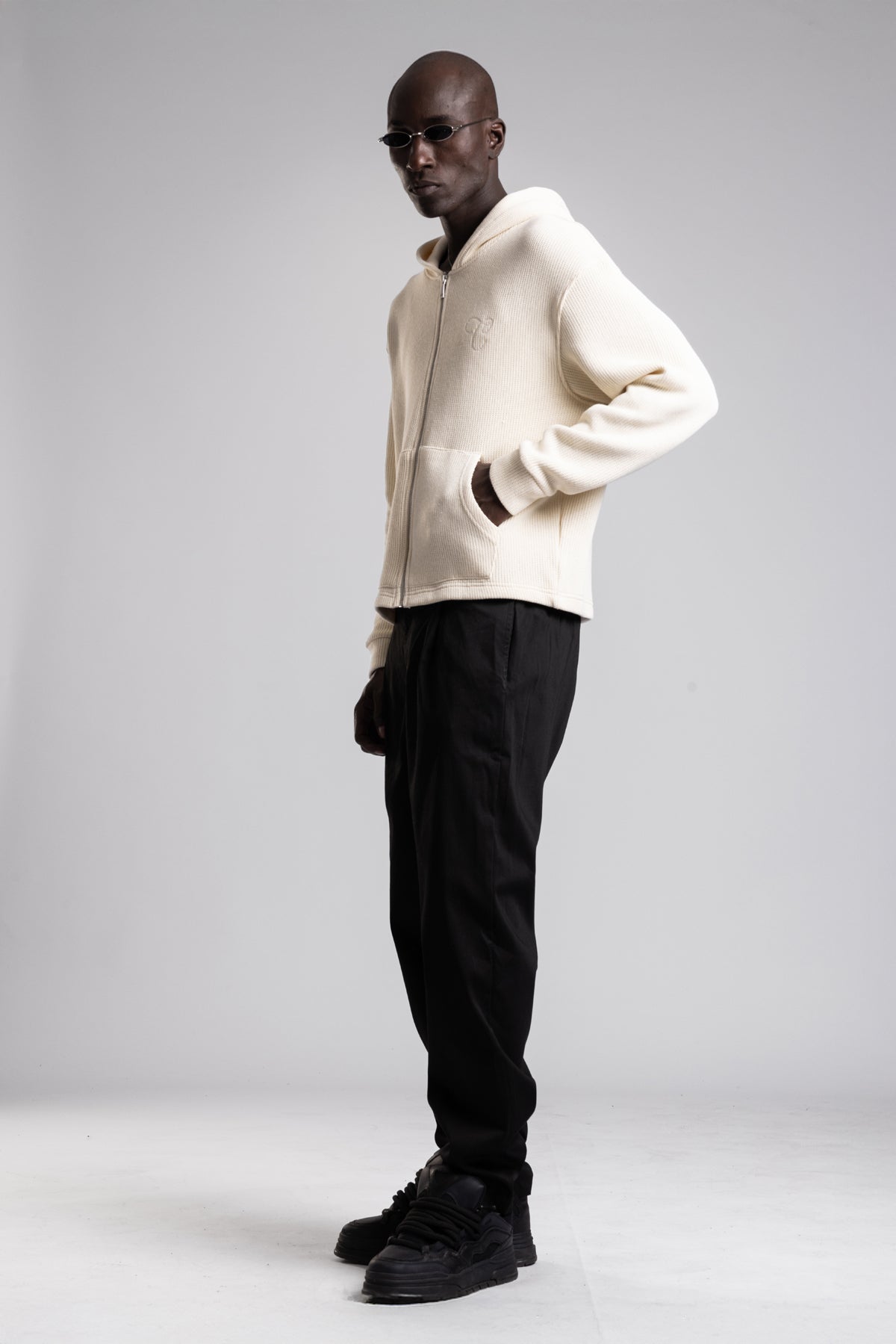 Fermuarlı Kapüşonlu Triko Kazak