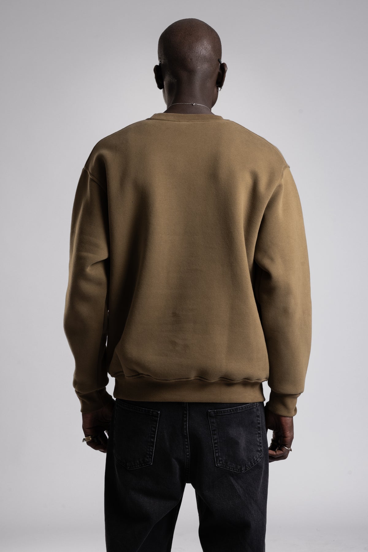 Minimal Kabartma Yazılı Sweatshirt