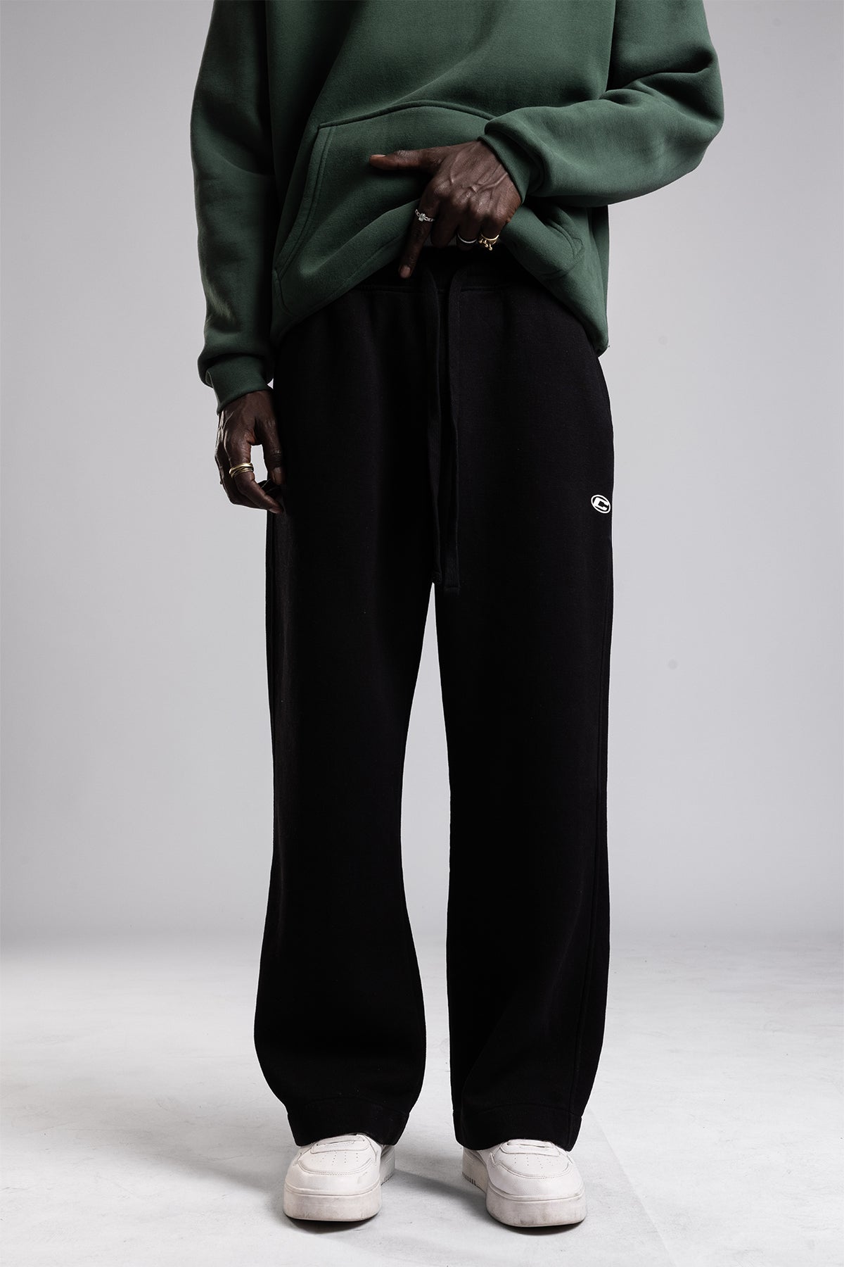 Minimal Logo Detaylı Eşofman Altı