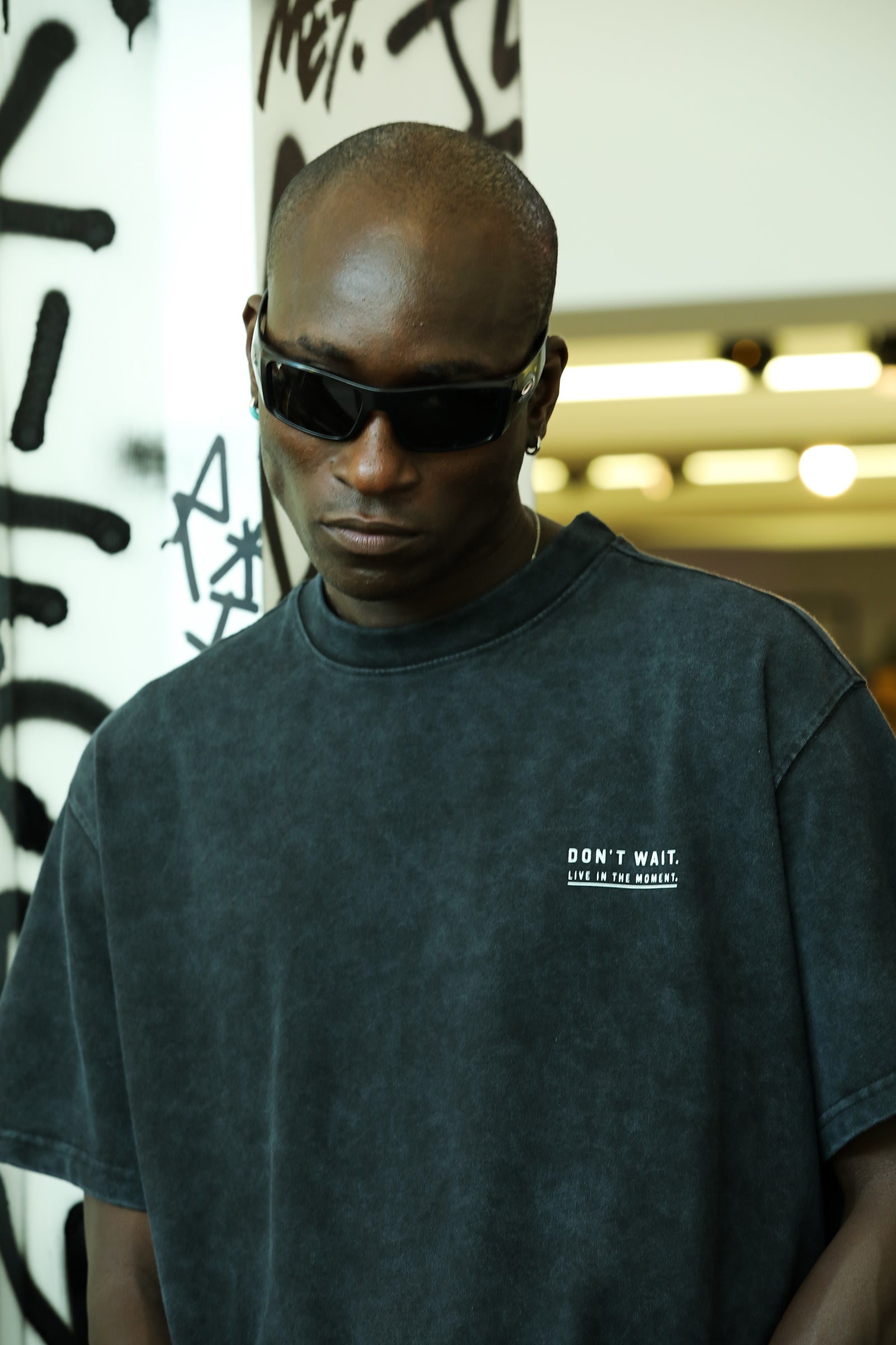 'Life In The Moment' Baskı Detaylı T-Shirt