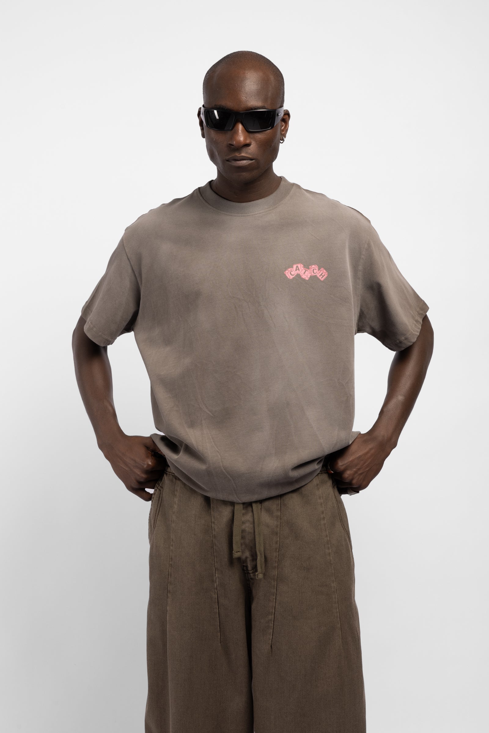 Minimal Baskı Detaylı T-Shirt