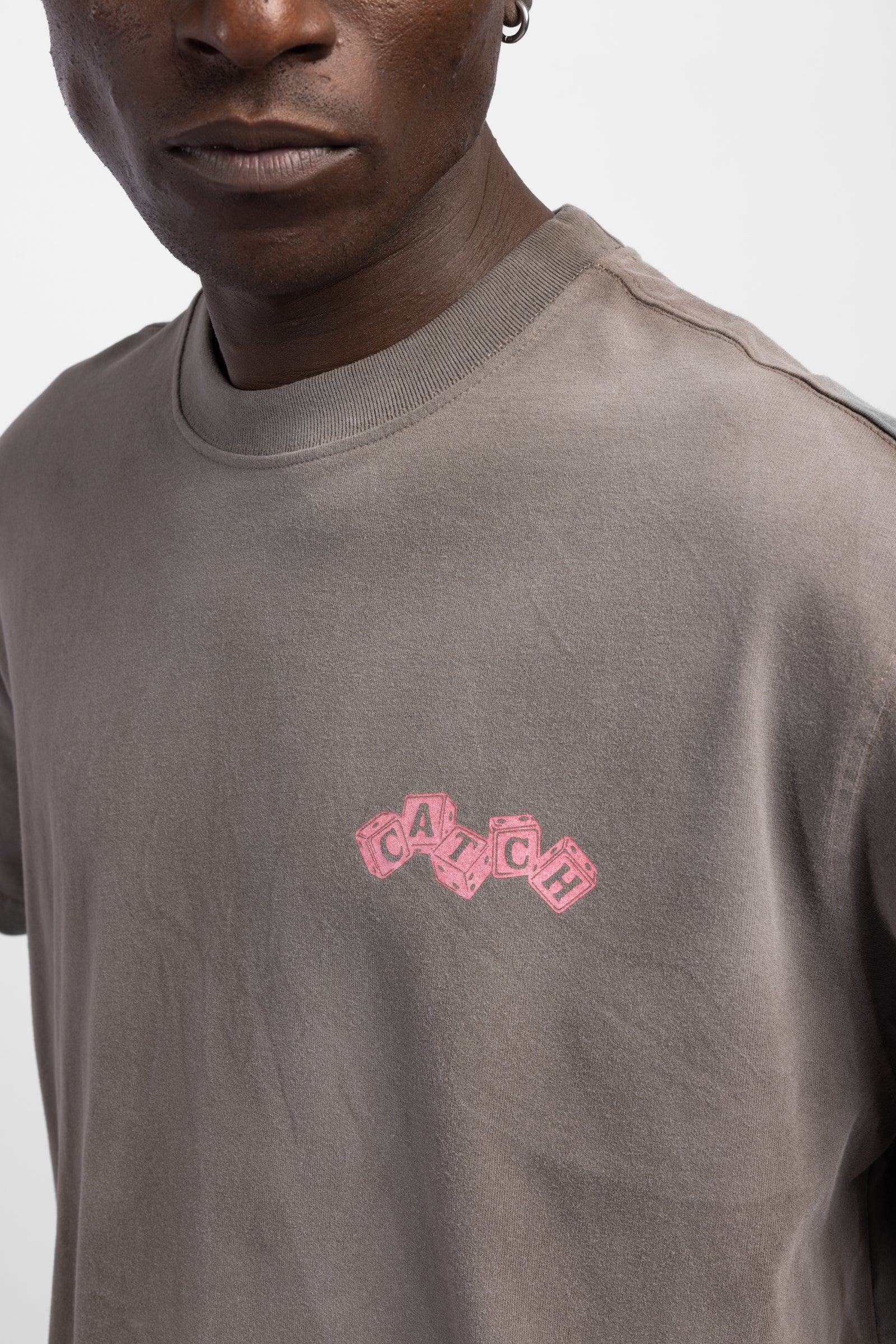 Minimal Baskı Detaylı T-Shirt
