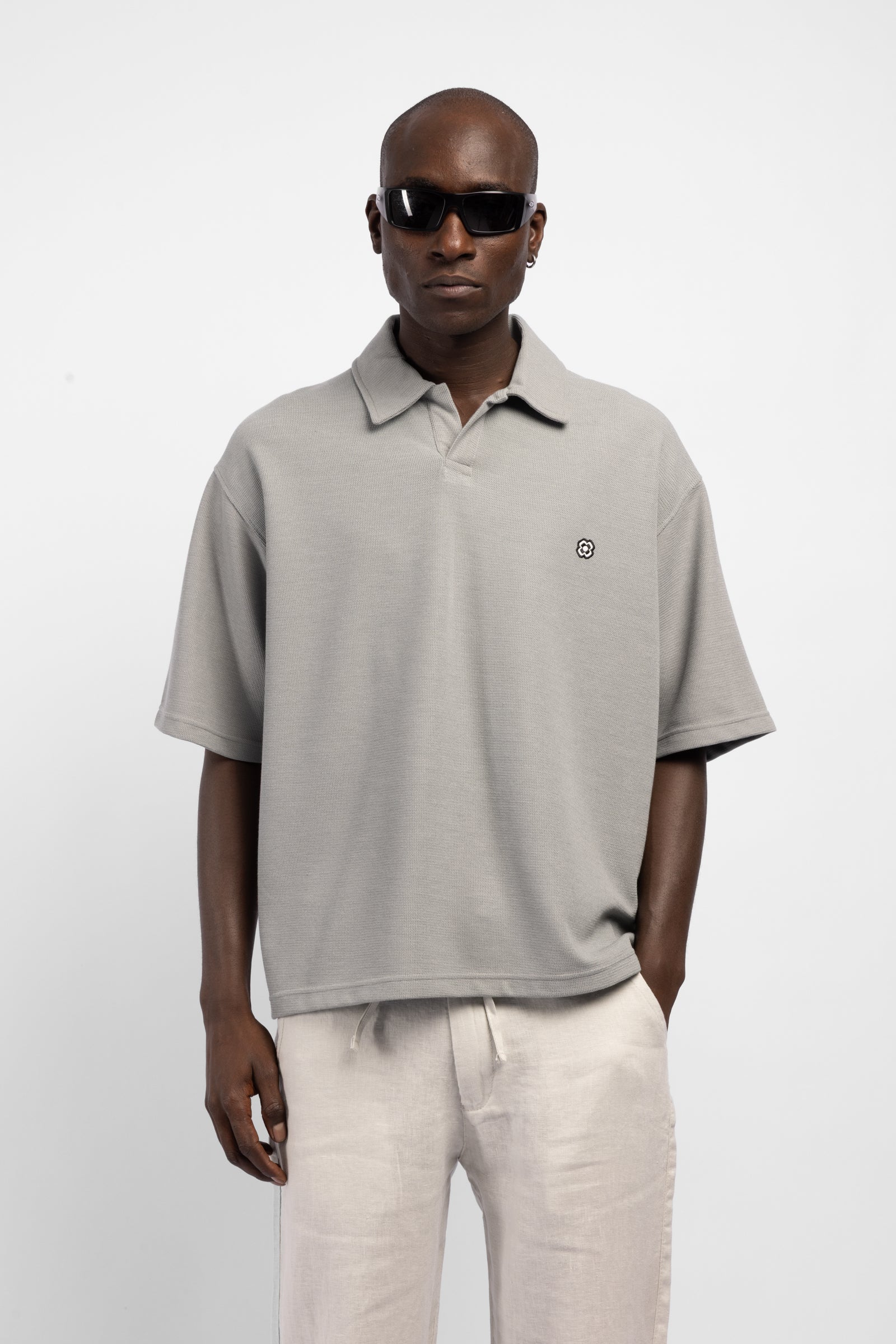 Minimal Nakışlı Polo Yaka T-Shirt