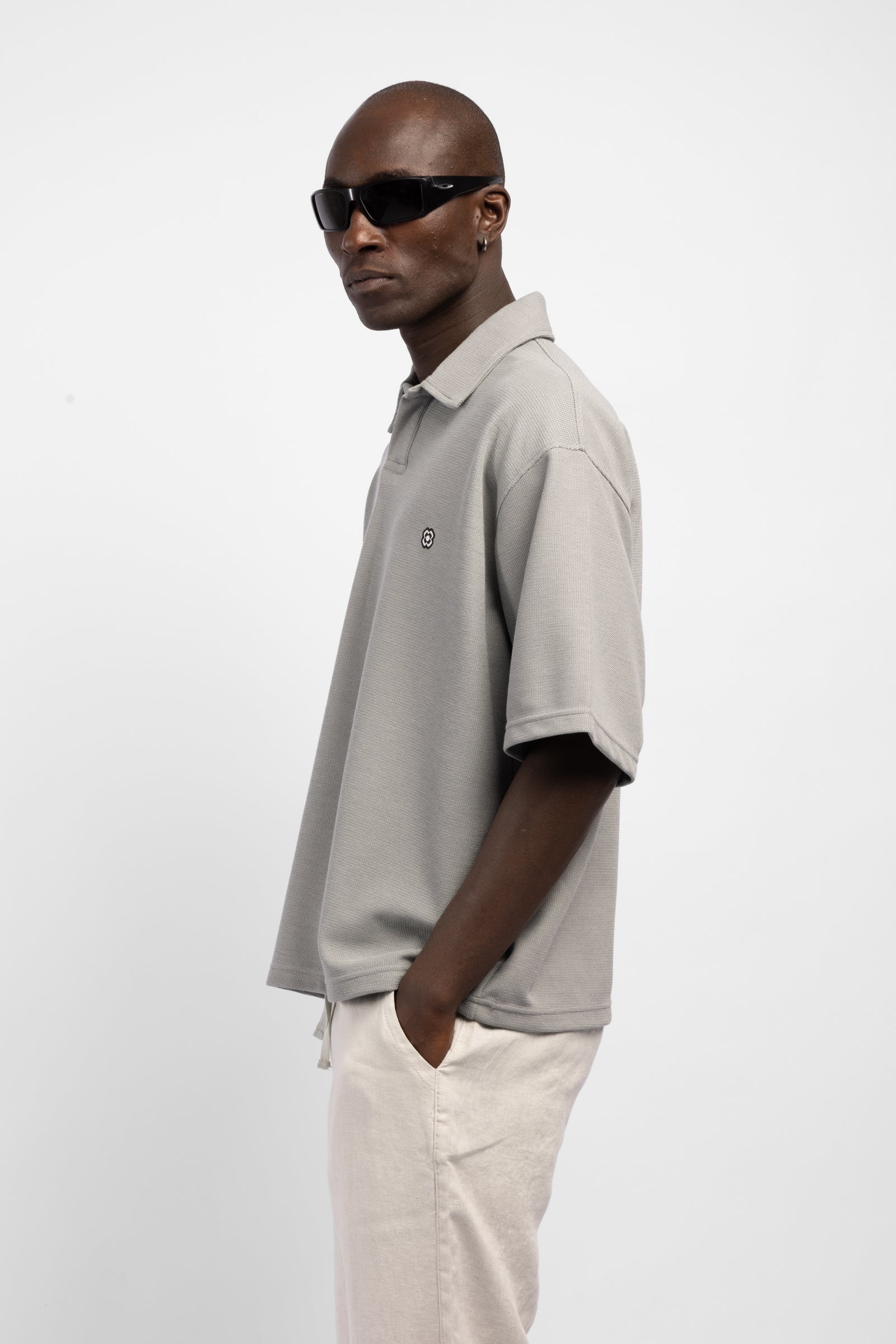 Minimal Nakışlı Polo Yaka T-Shirt